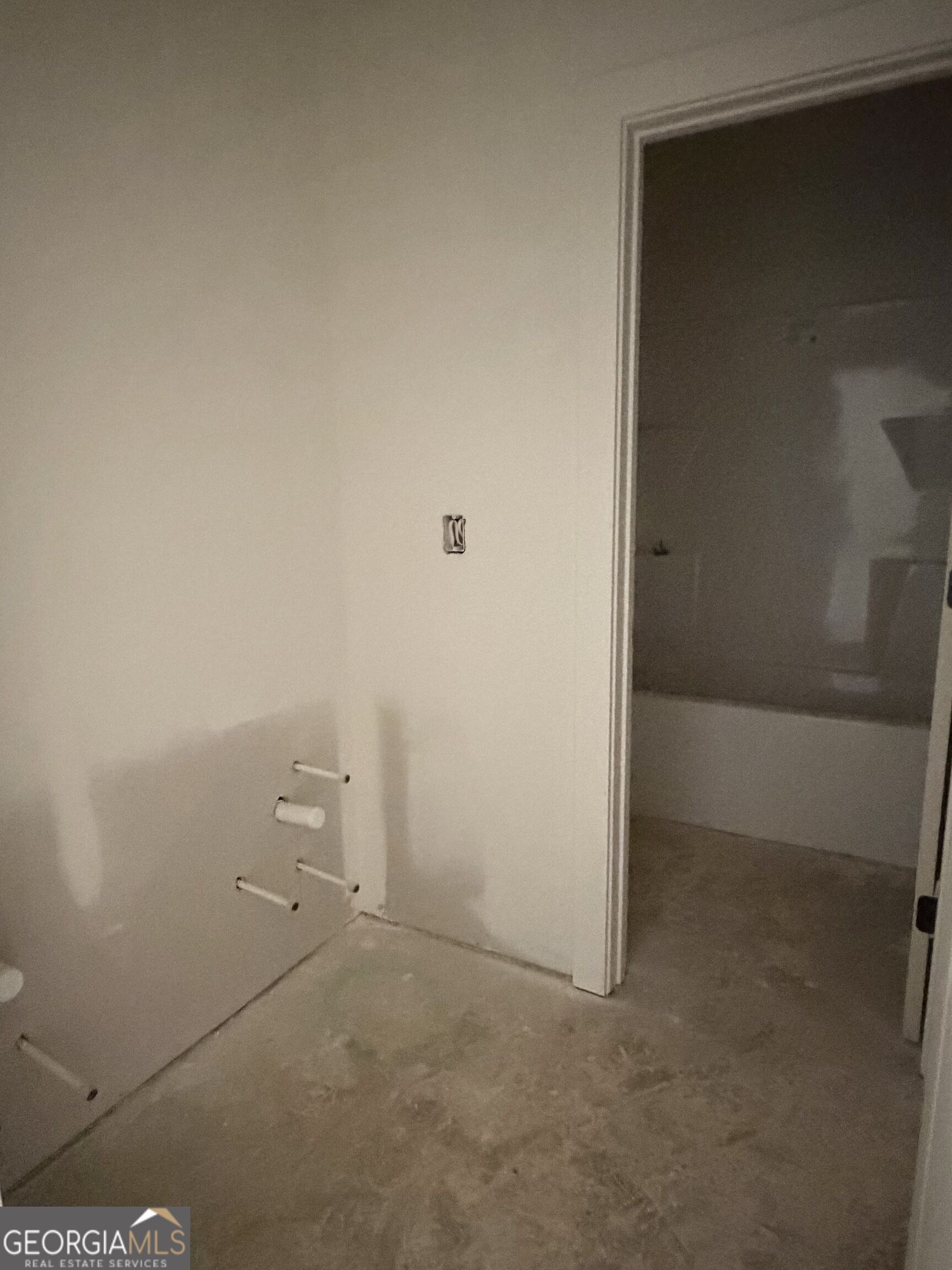171 Avalee Road Property Photo 10