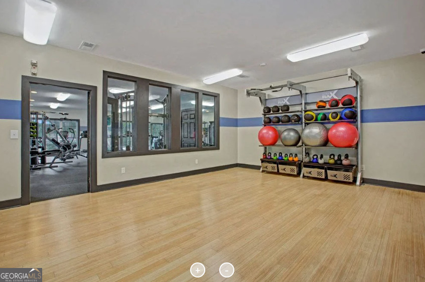 7150 W Peachtree Dunwoody Road # 622 Property Photo 28