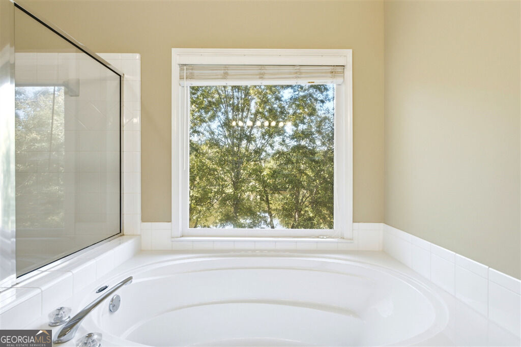 4343 Clairesbrook Lane Property Photo 32