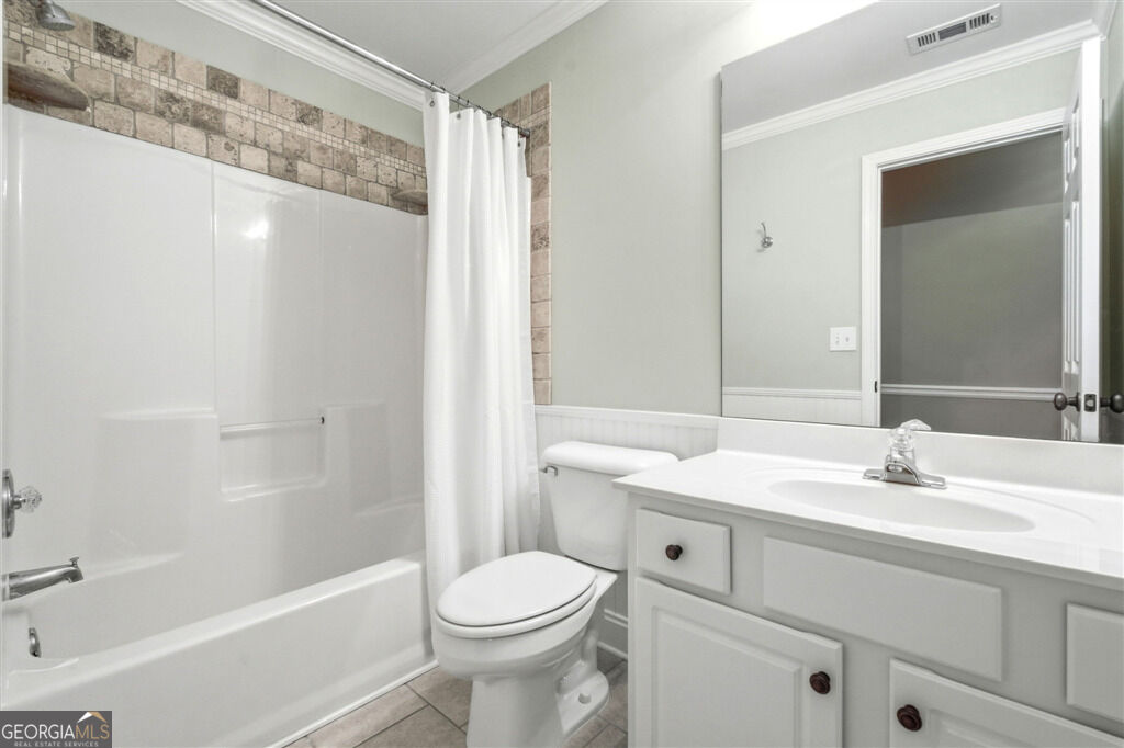 4343 Clairesbrook Lane Property Photo 38