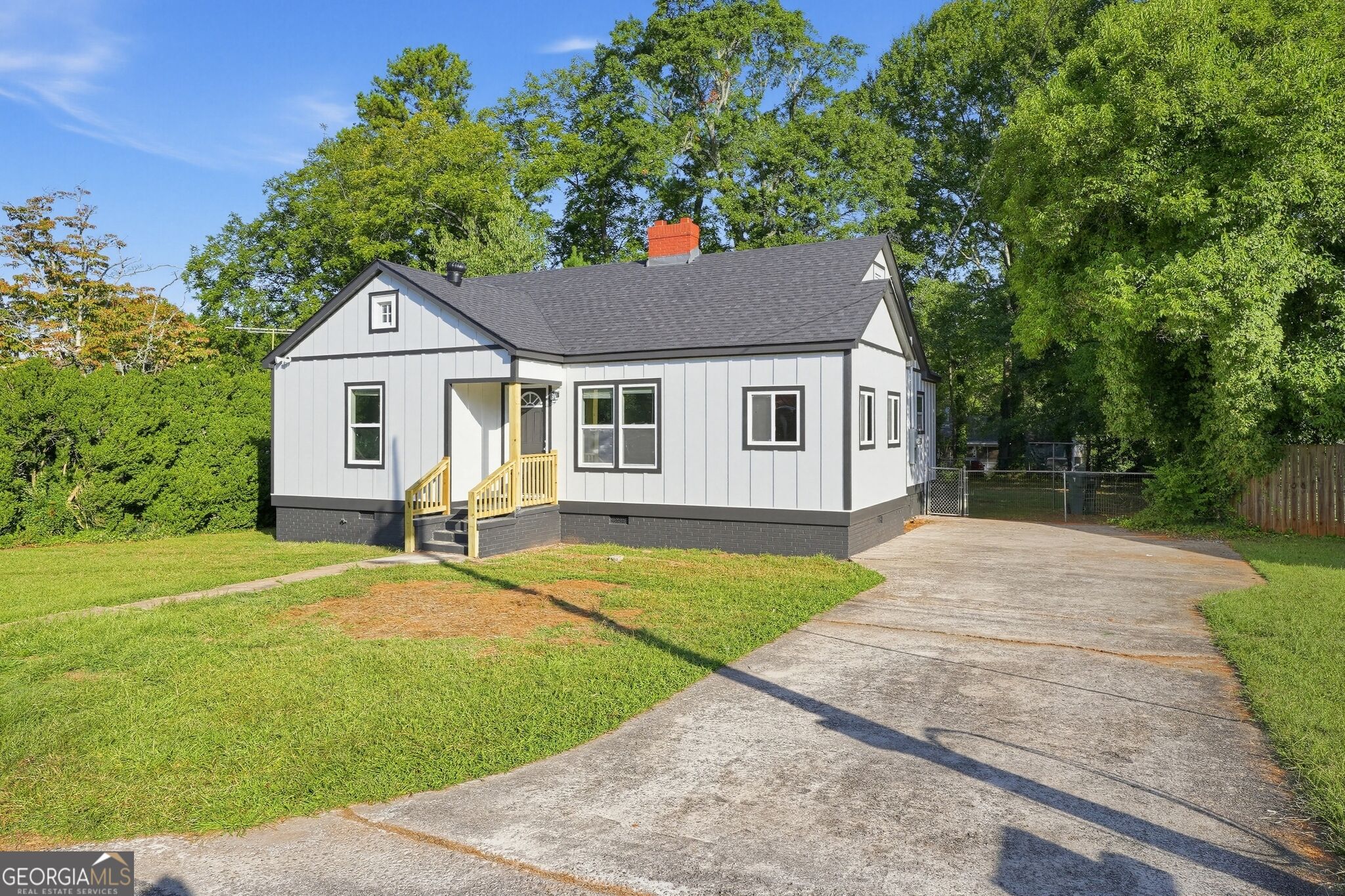 43 E Rountree Road Property Photo 1