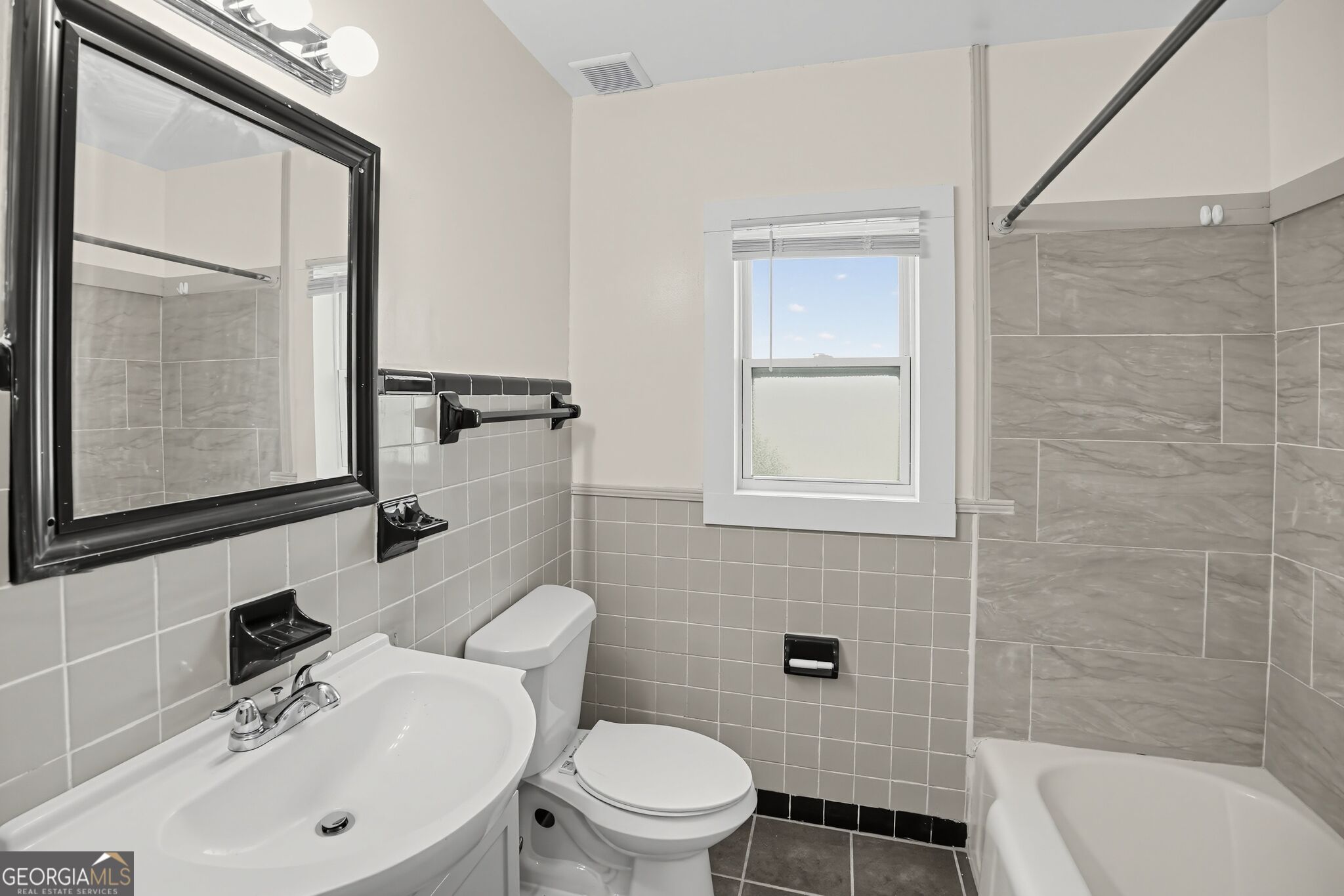 43 E Rountree Road Property Photo 11