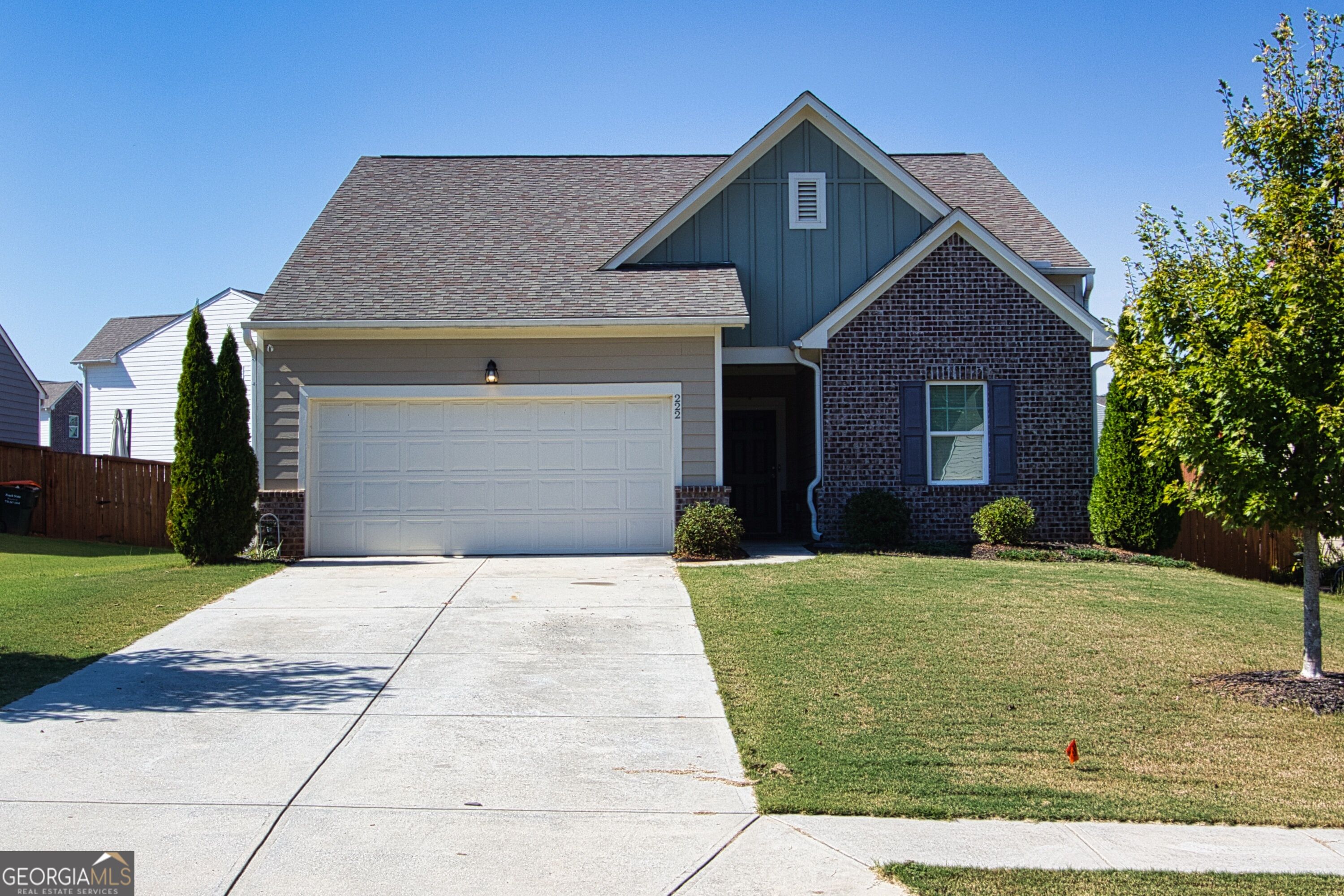 222 Sinclair Way Property Photo 1