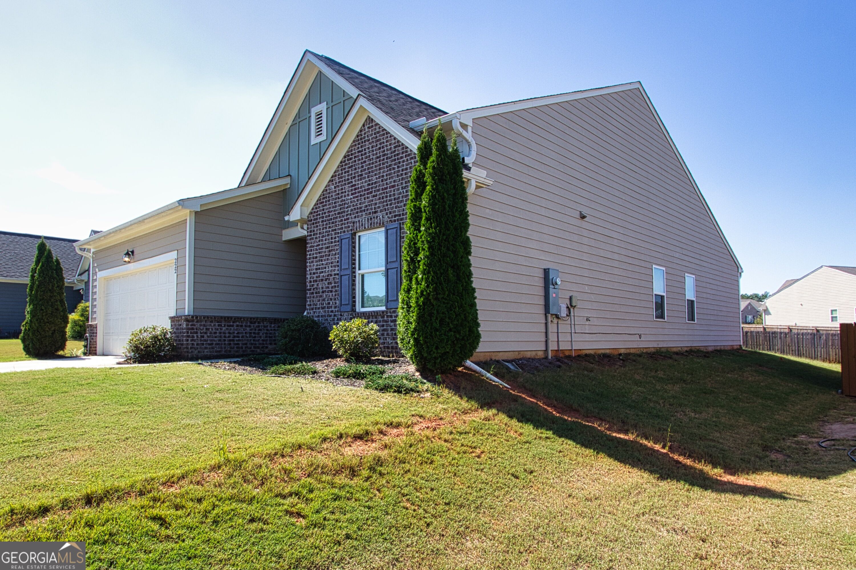 222 Sinclair Way Property Photo 26