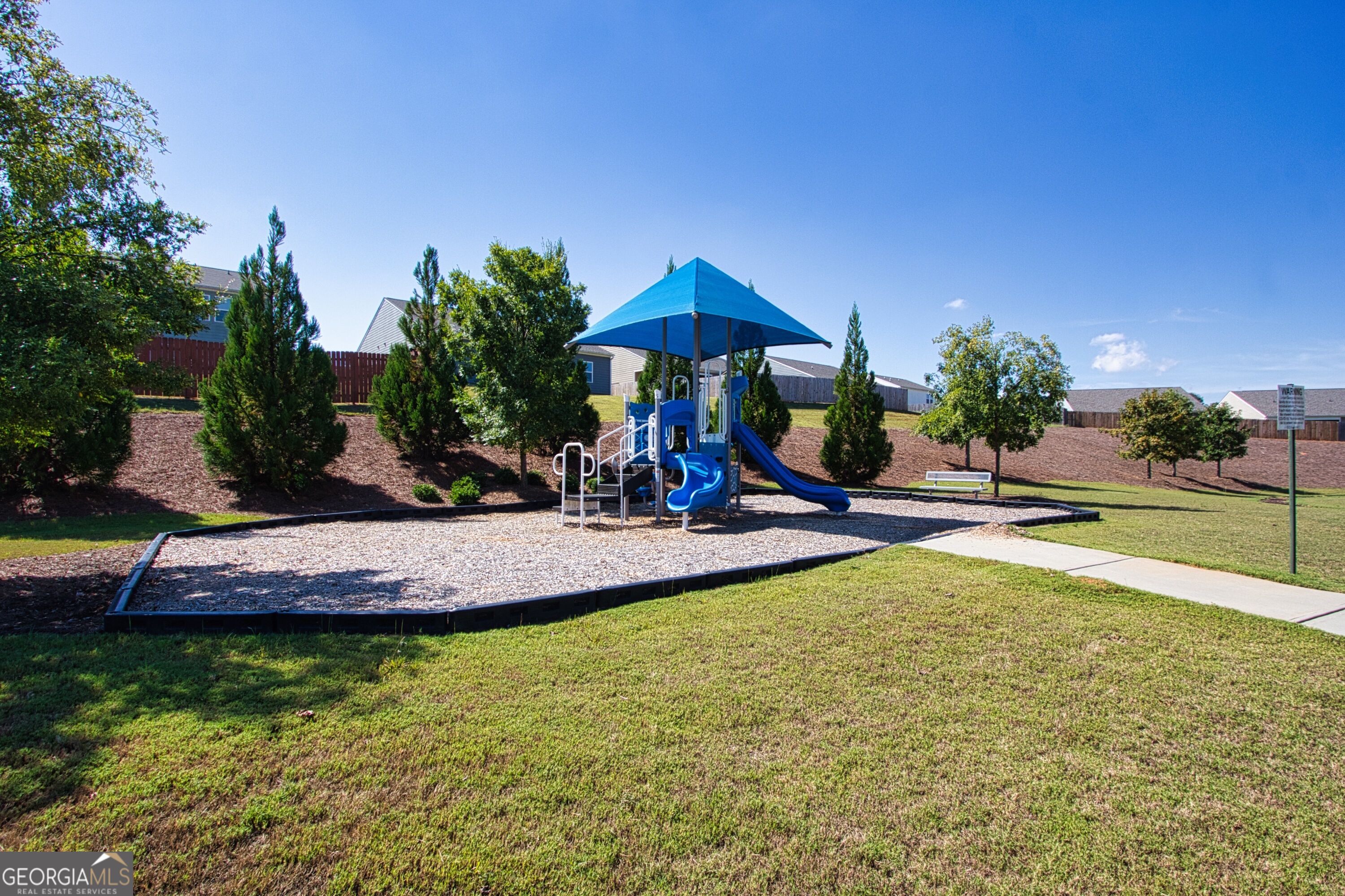 222 Sinclair Way Property Photo 32