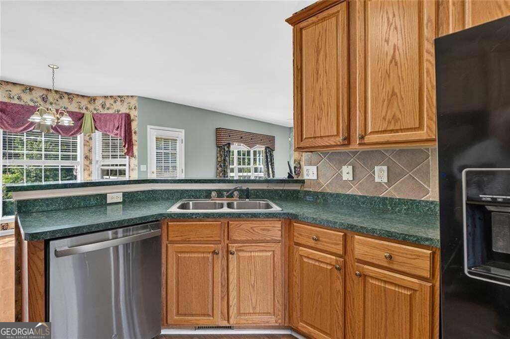 775 Abercorn Drive Sw Property Photo 25
