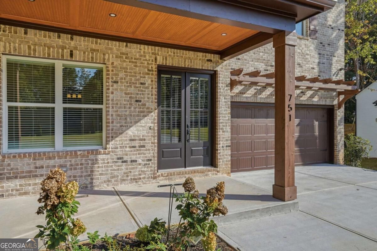 751 N Price Road Property Photo 4