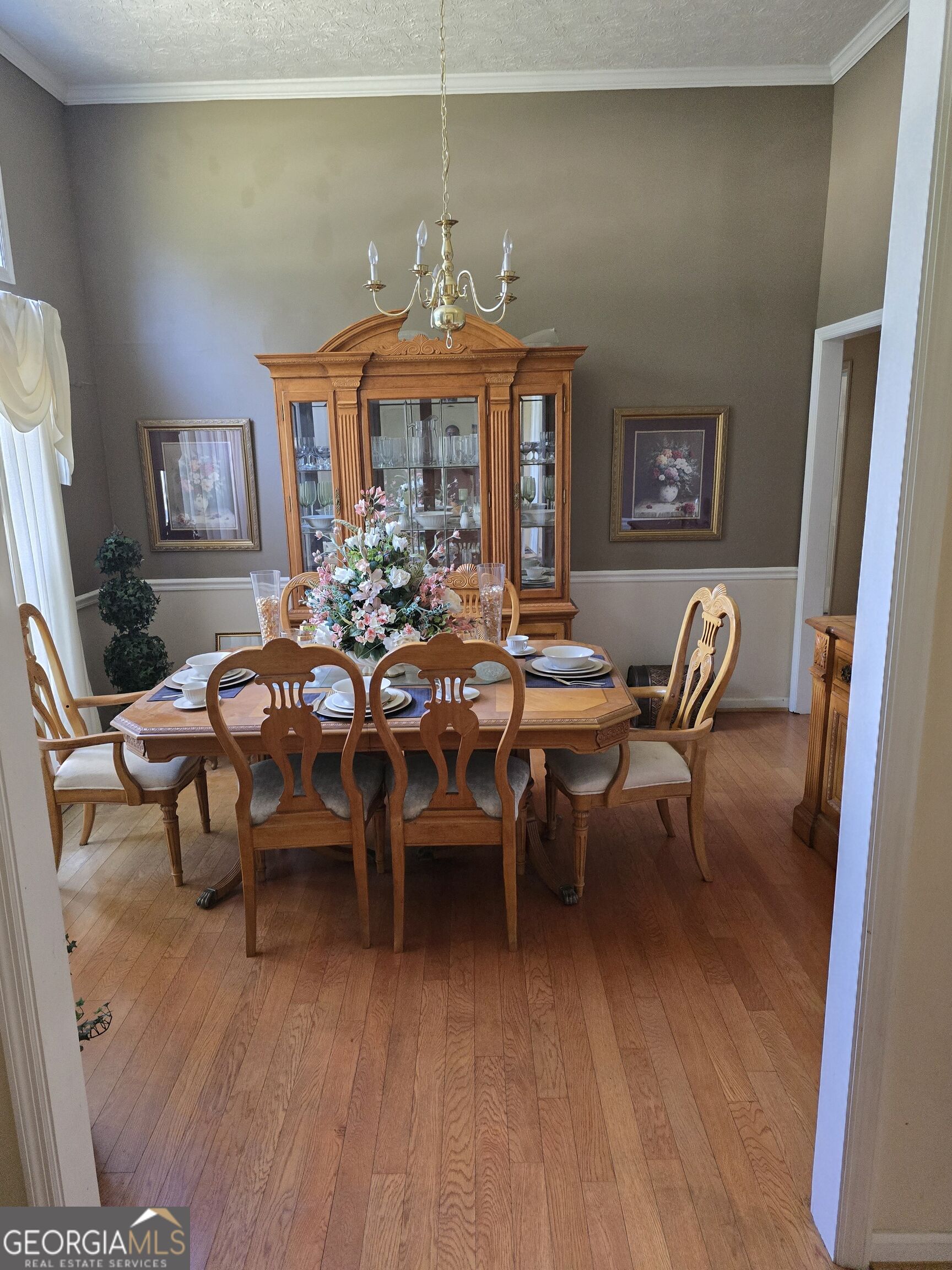 2604 18th Place Property Photo 5