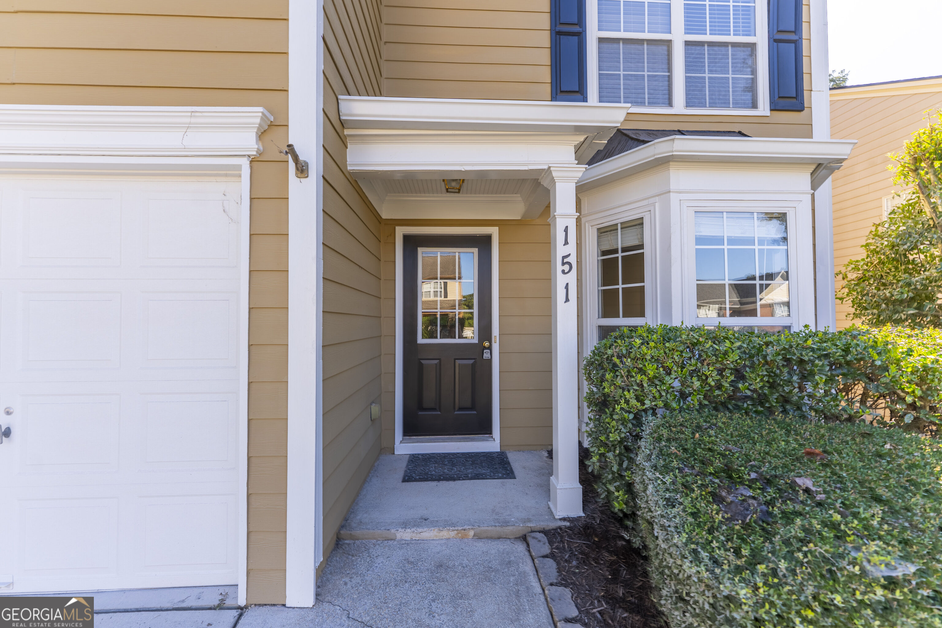 151 Wallnut Hall Circle Property Photo 3