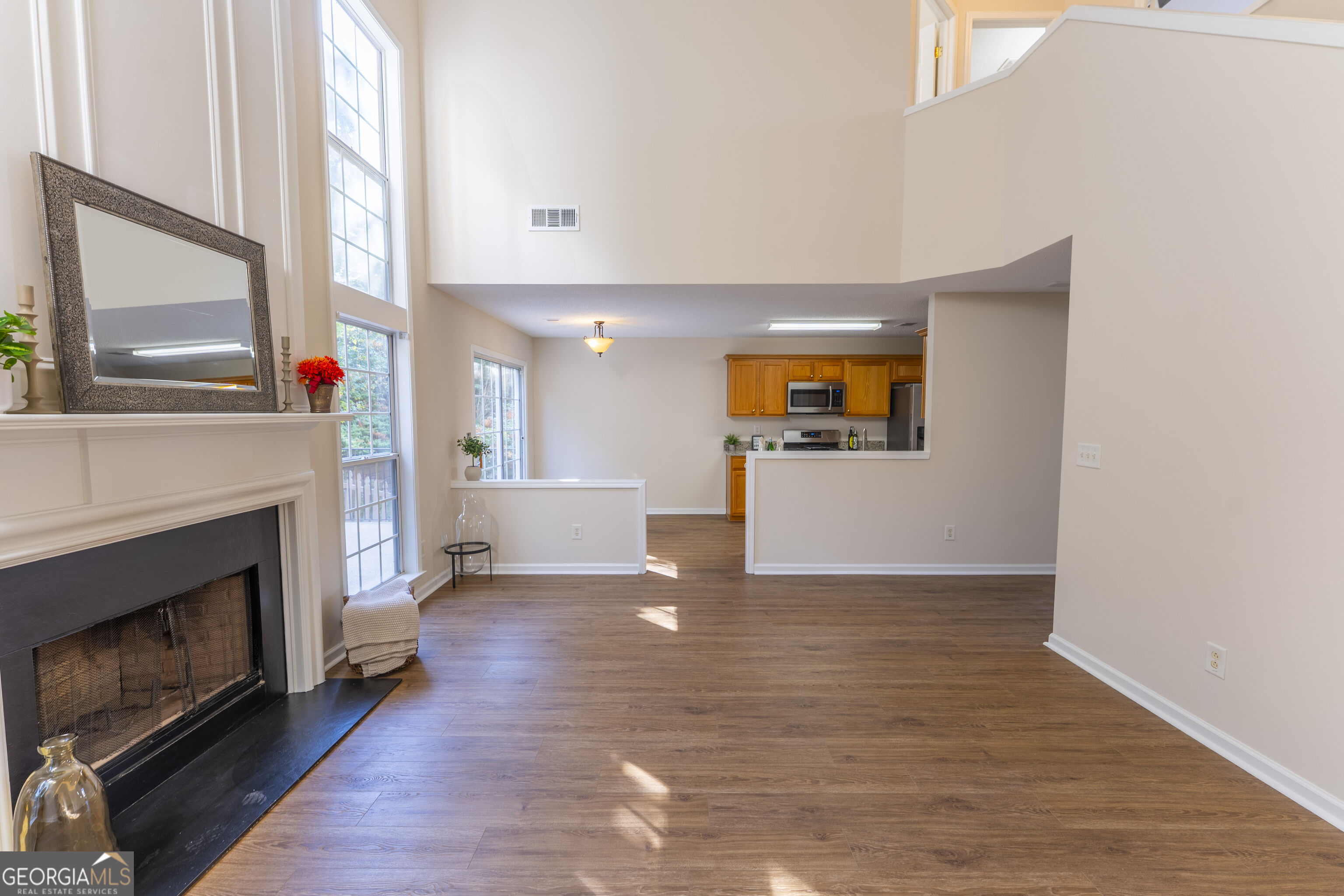 151 Wallnut Hall Circle Property Photo 9