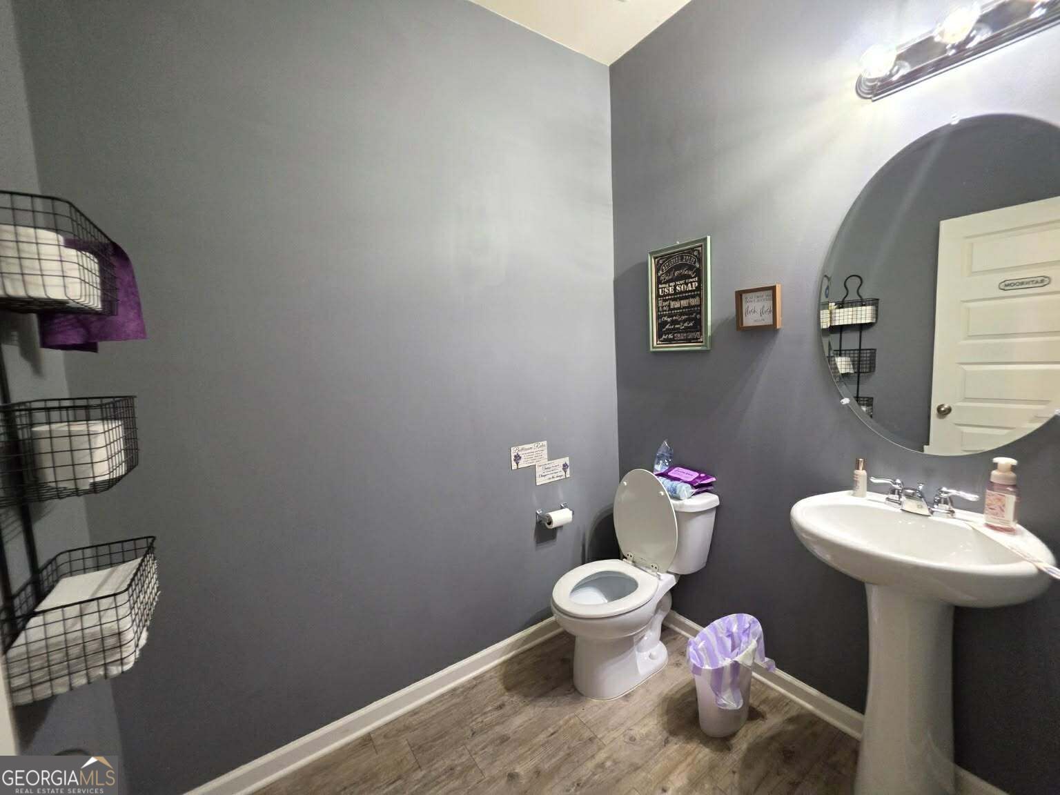 585 Emporia Loop Property Photo 3
