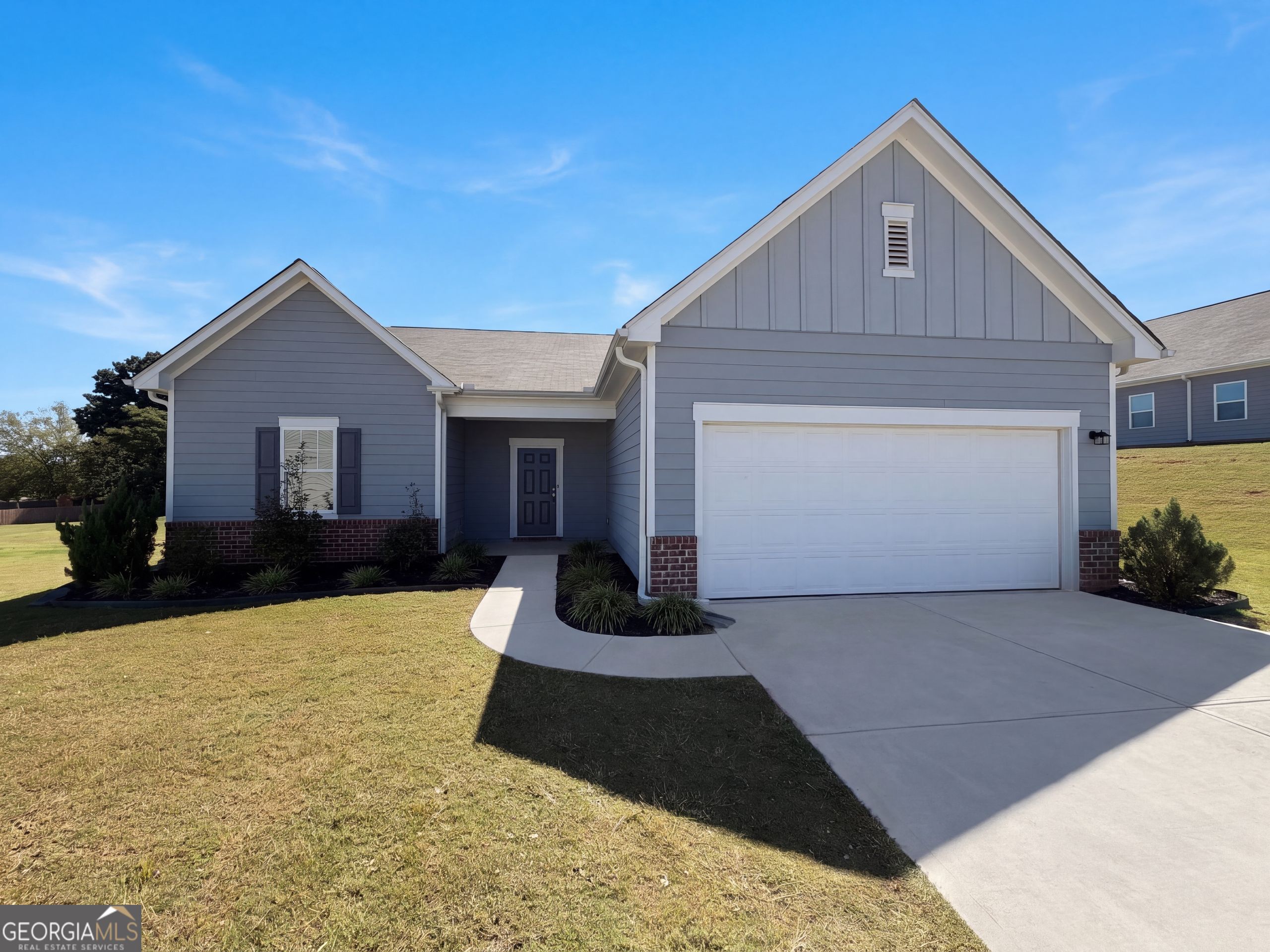 62 Pond Court Property Photo 1