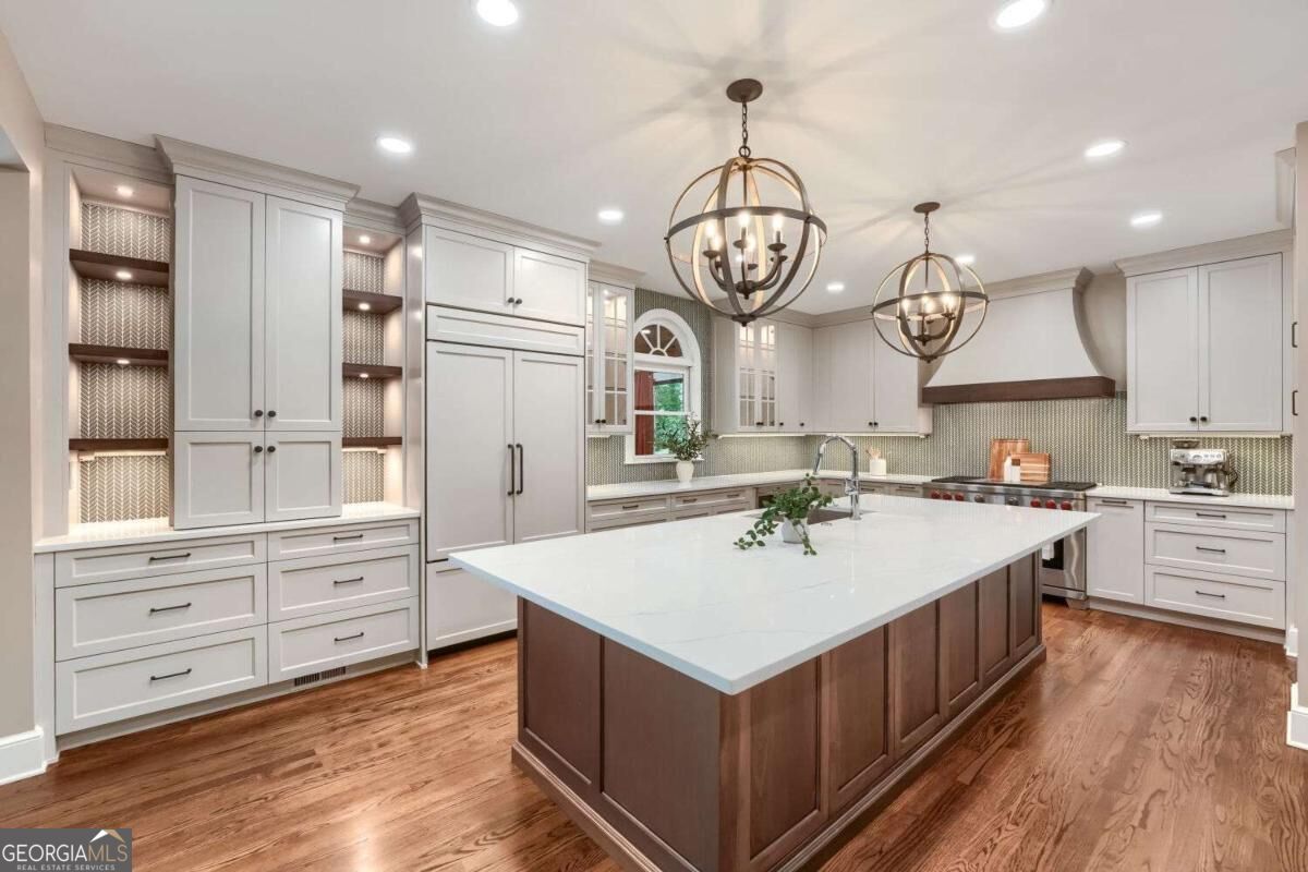 3371 Saxony Glen Property Photo 4