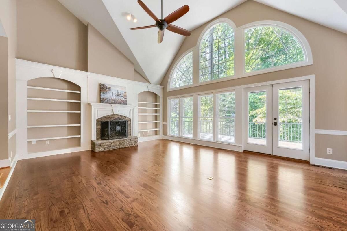 3371 Saxony Glen Property Photo 6