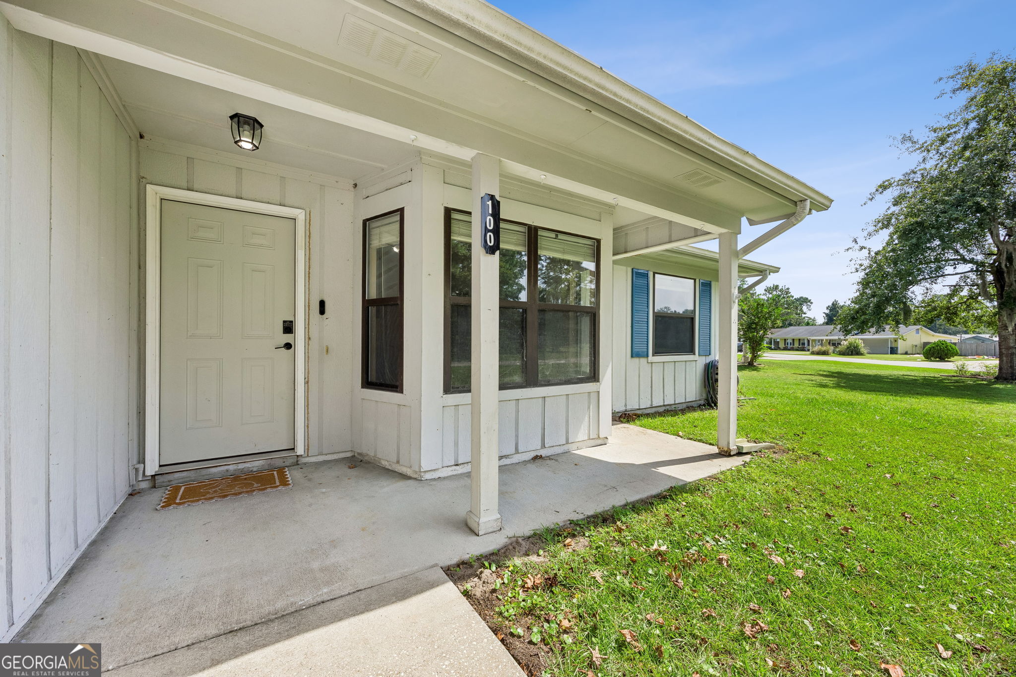 100 Woodvalley Drive Property Photo 4