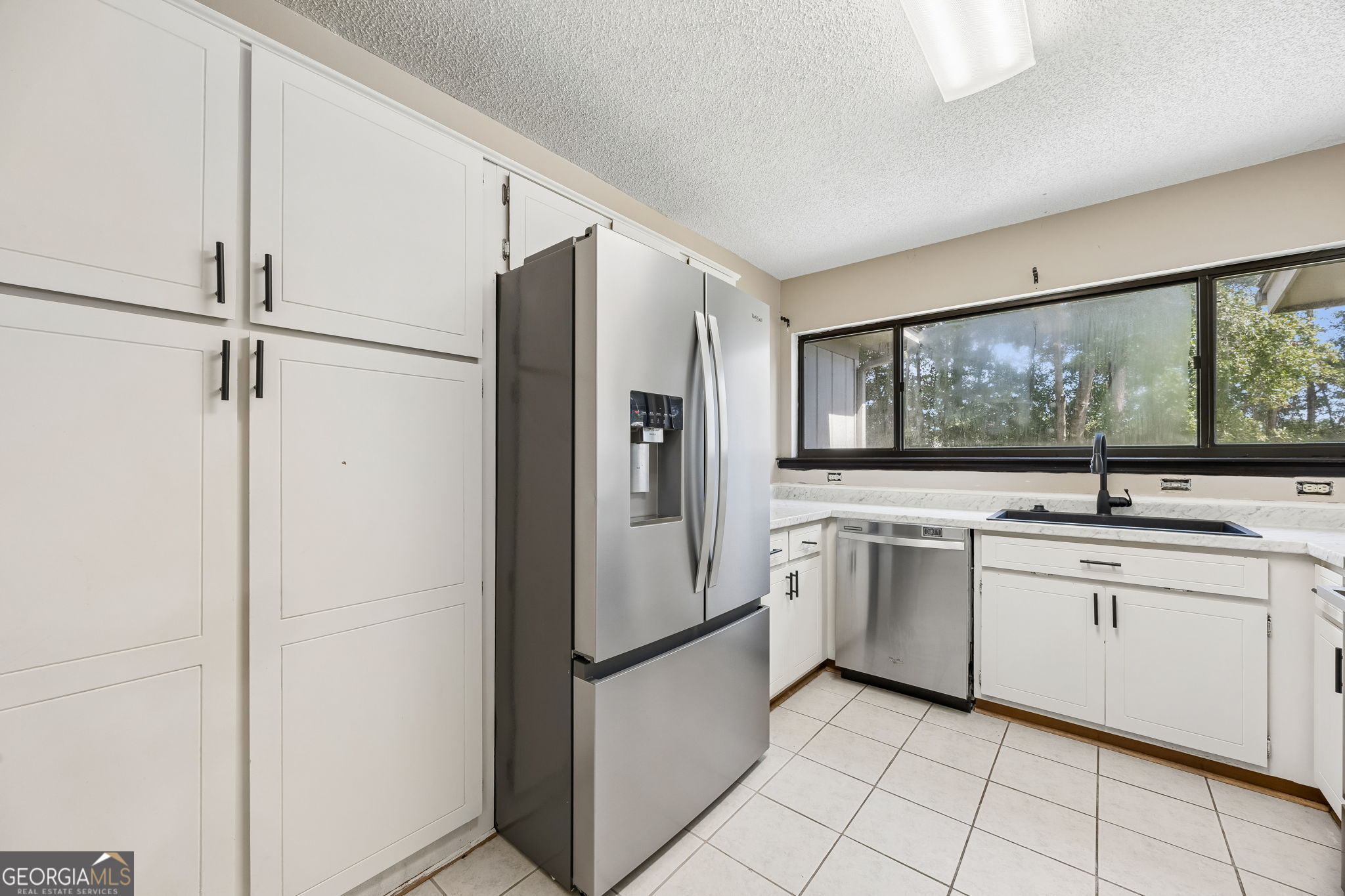 100 Woodvalley Drive Property Photo 11