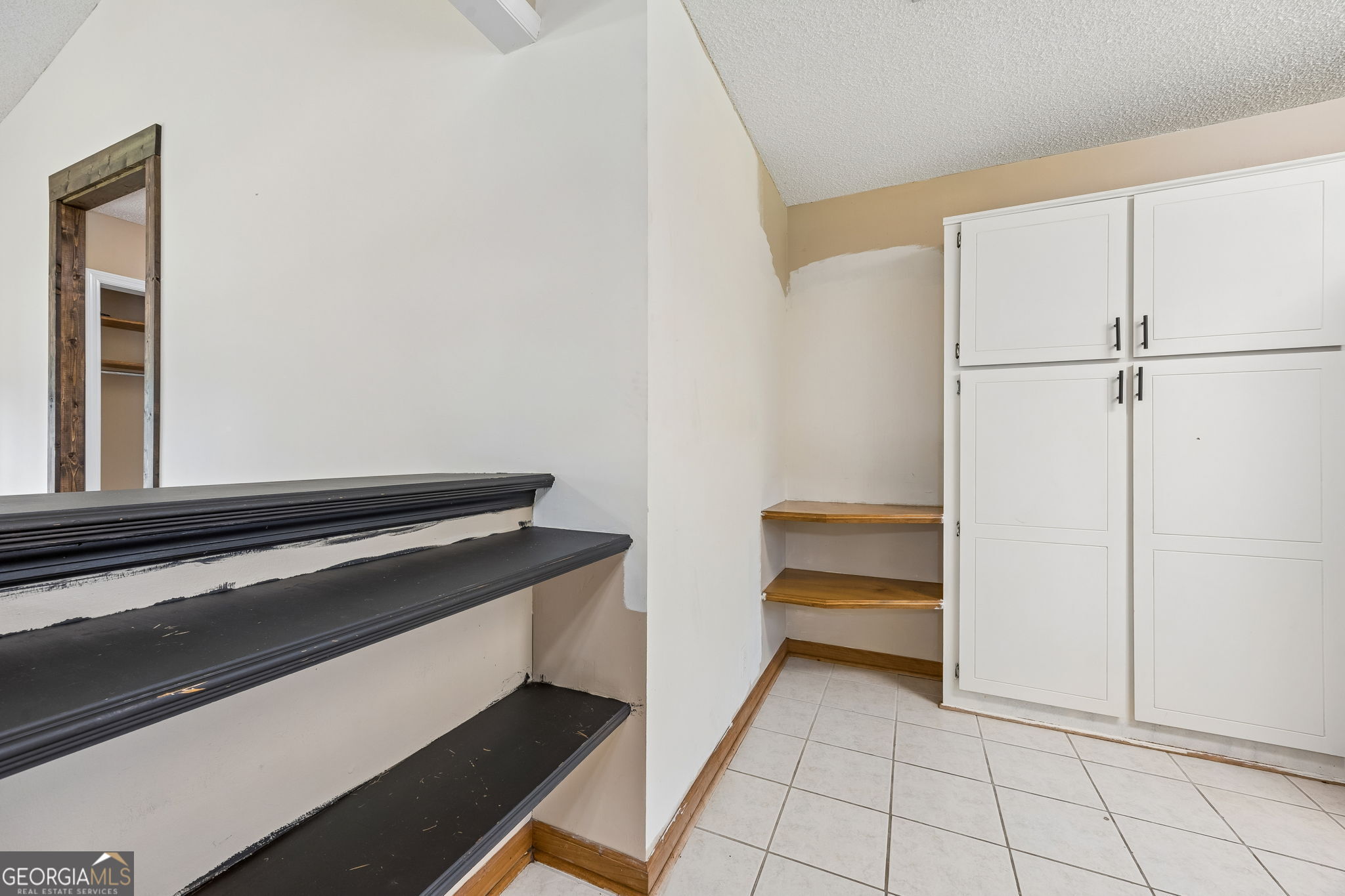 100 Woodvalley Drive Property Photo 13