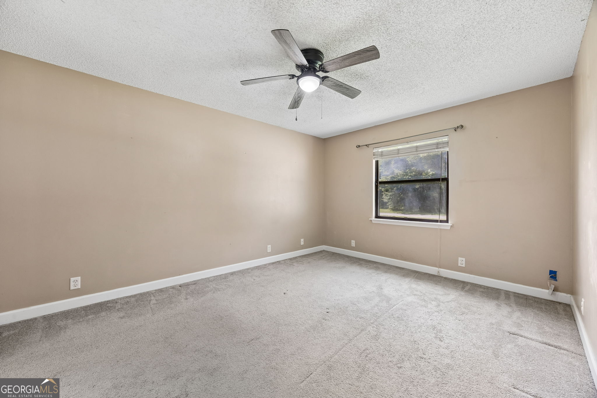 100 Woodvalley Drive Property Photo 15