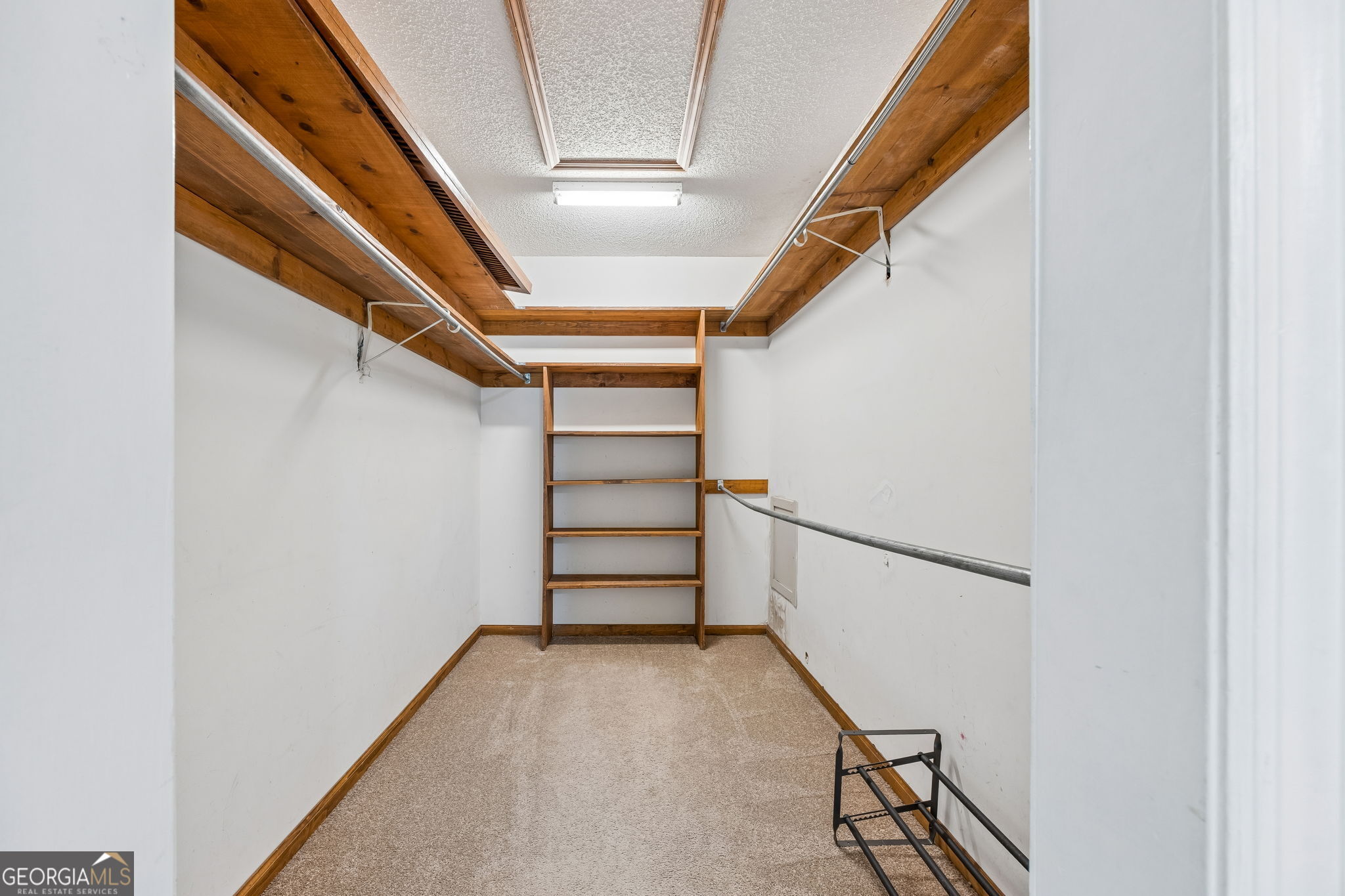 100 Woodvalley Drive Property Photo 18