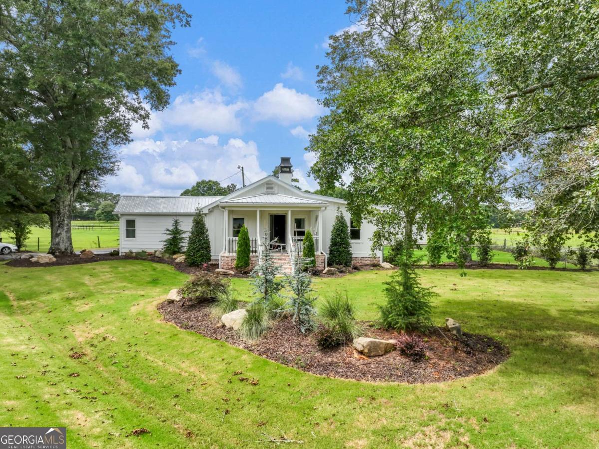 1334 Criswell Road Se Property Photo 1