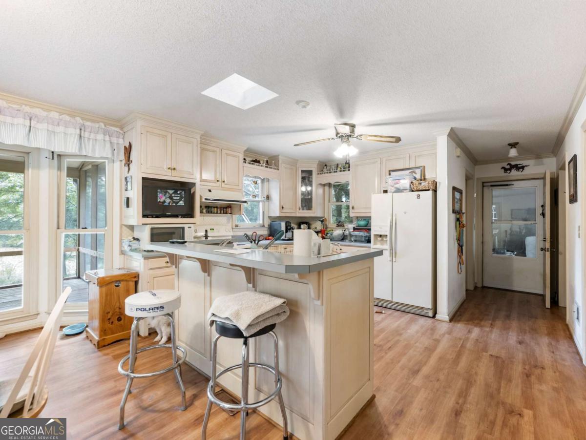 1334 Criswell Road Se Property Photo 2