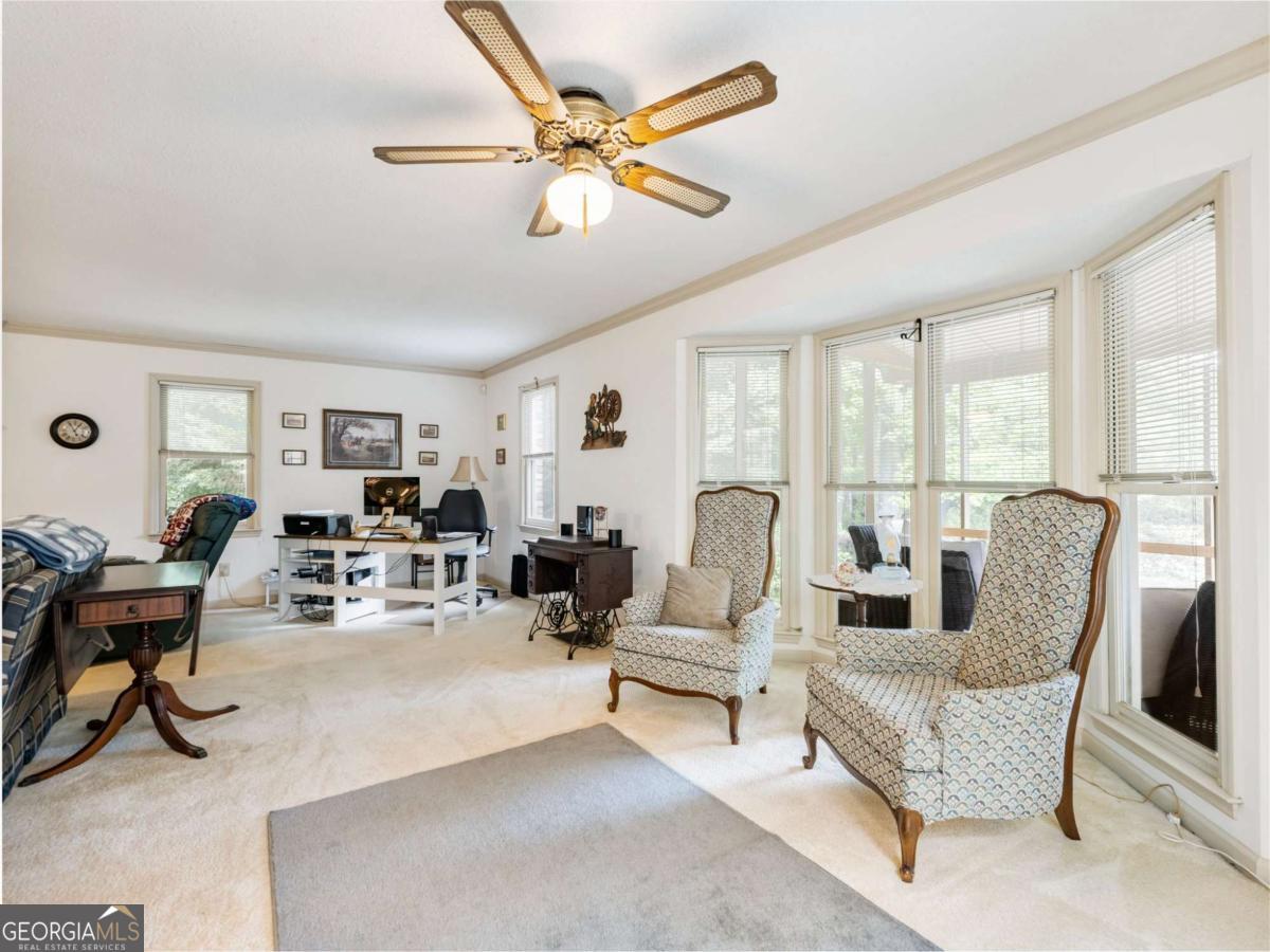 1334 Criswell Road Se Property Photo 12