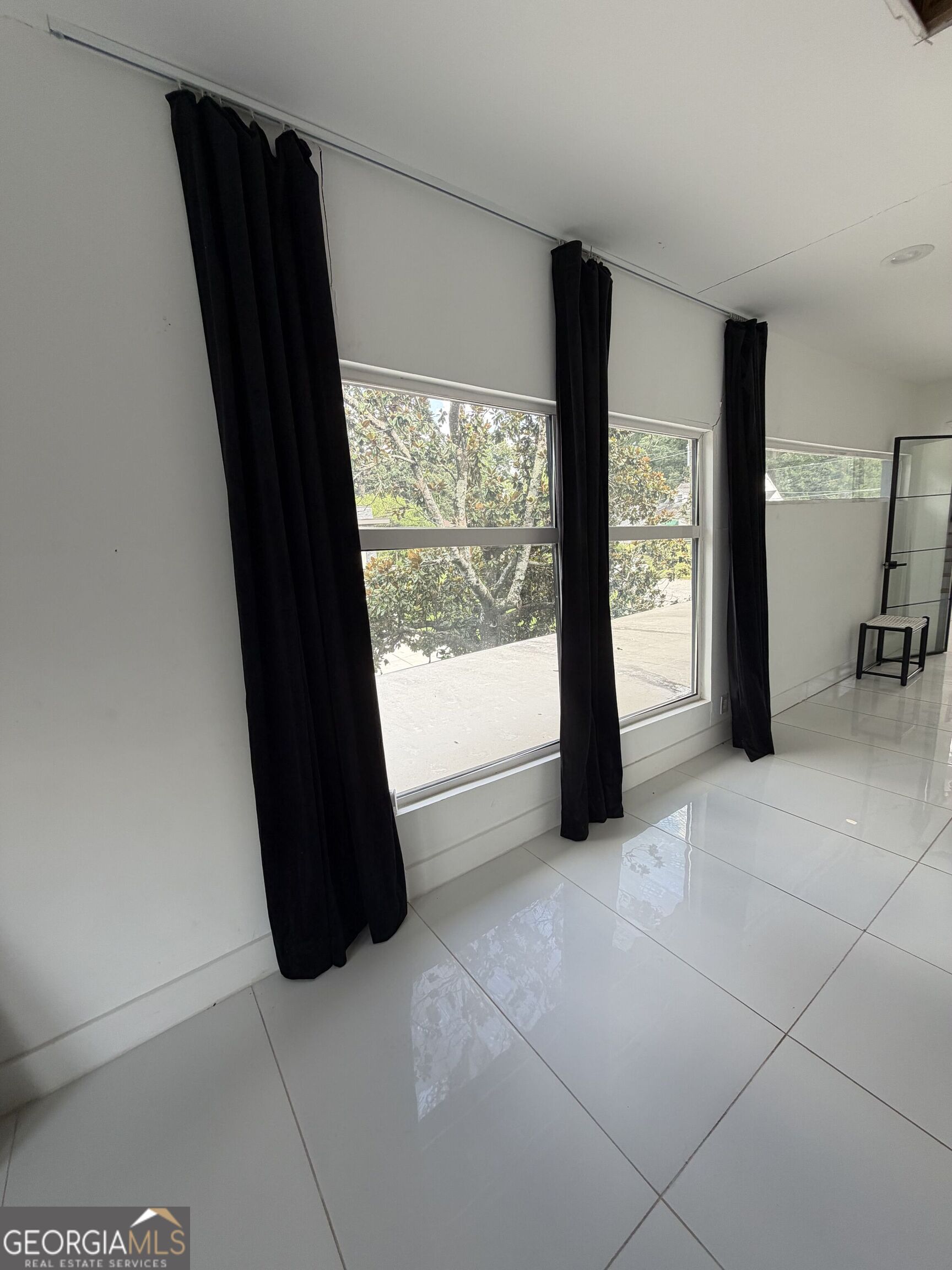 1637 Emerald Avenue Property Photo 30