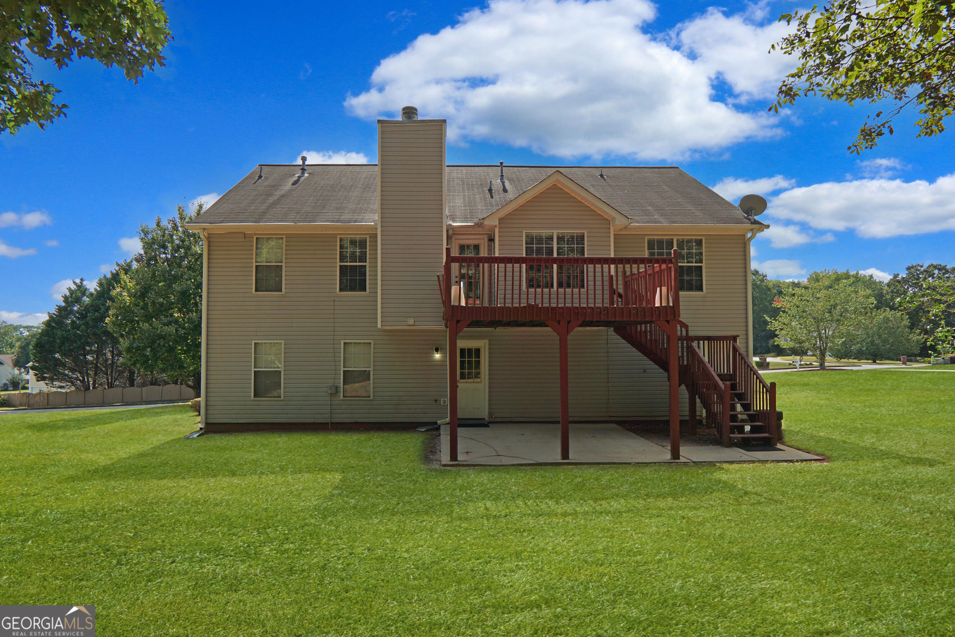 3806 Clayton Crossing Way Property Photo 4