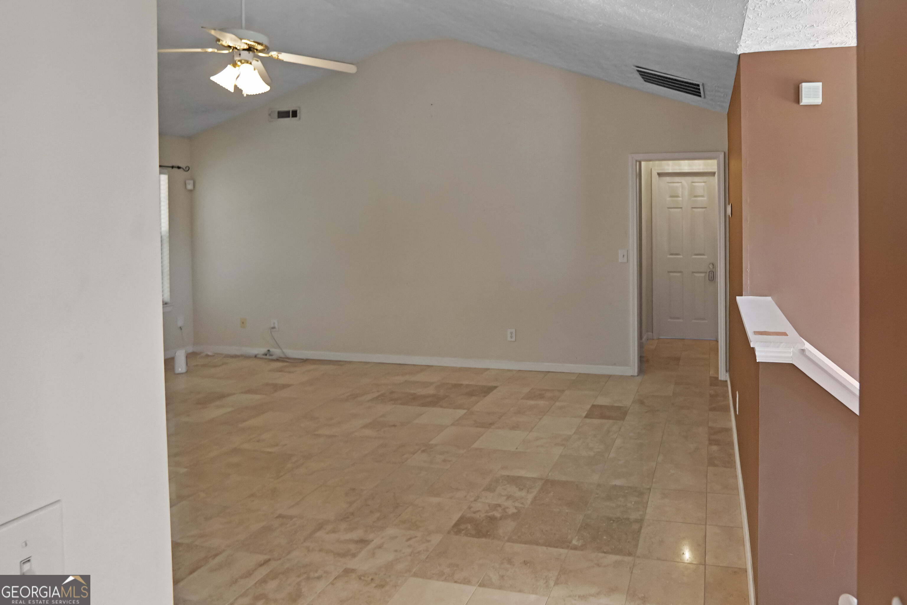 3806 Clayton Crossing Way Property Photo 7