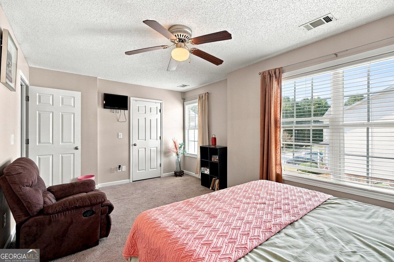 299 Venture Path Property Photo 12