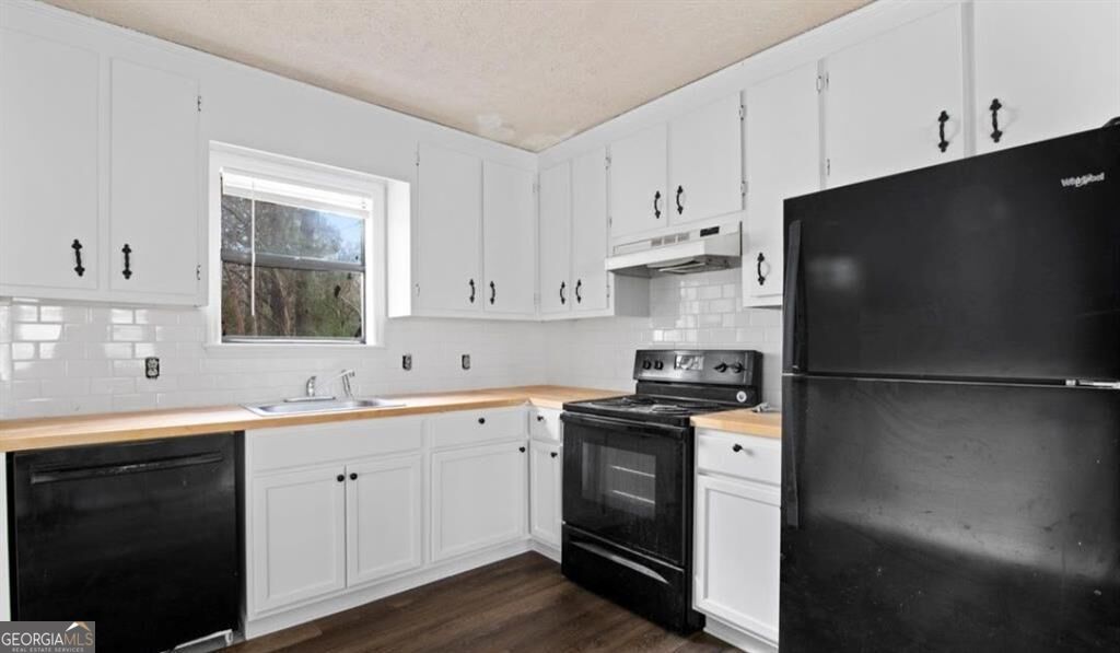 271 E Wright Street Property Photo 4
