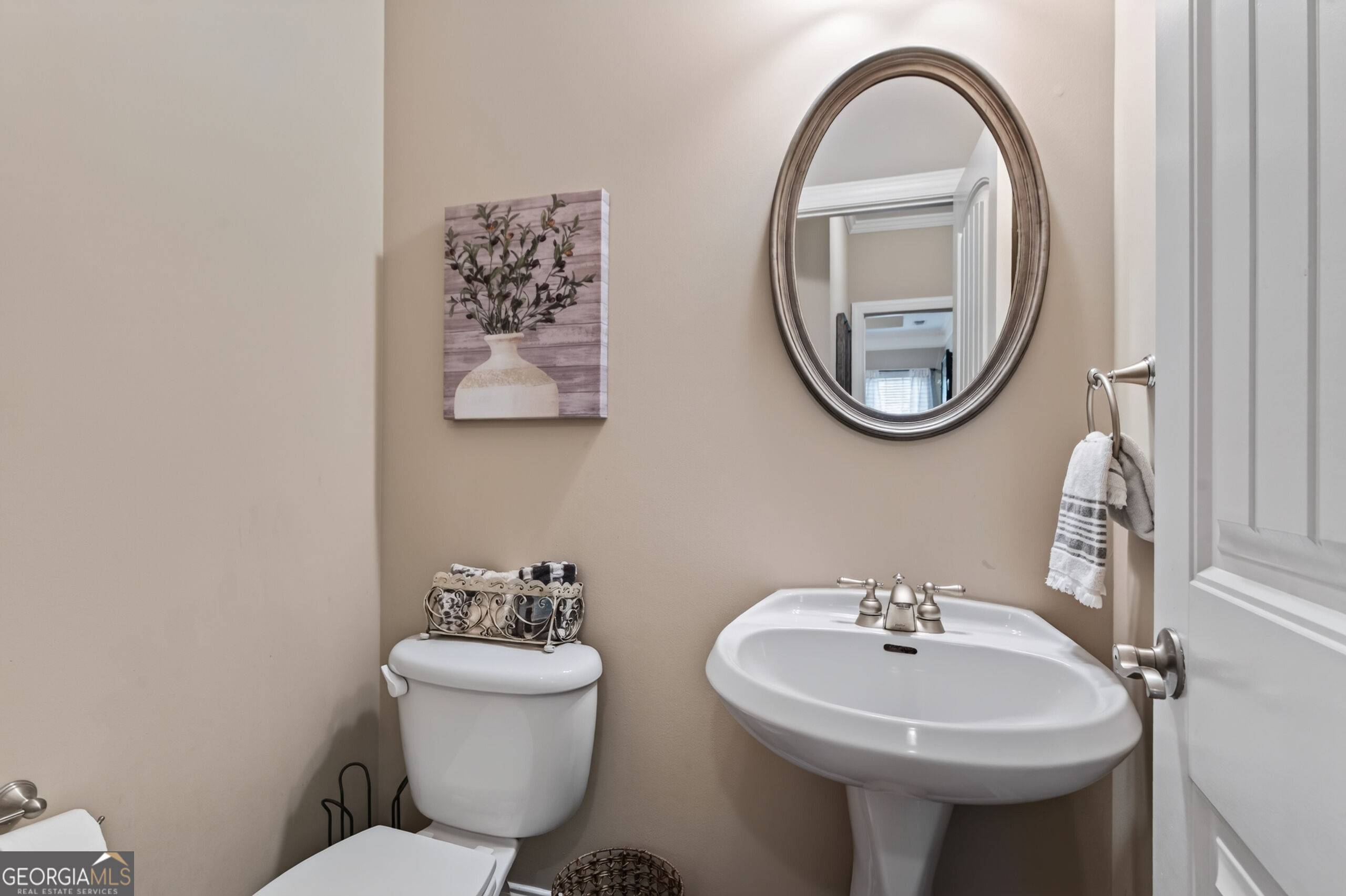 224 Amelia Way Property Photo 32