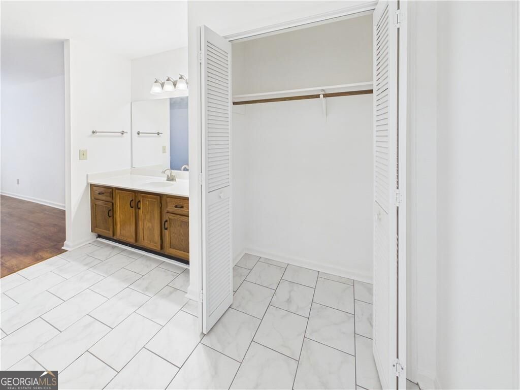 1111 Cannongate Crossing Sw Property Photo 32