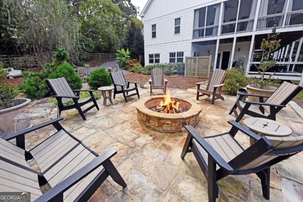 41 Hall Street Property Photo 13