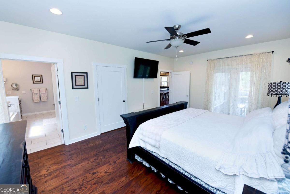 41 Hall Street Property Photo 35