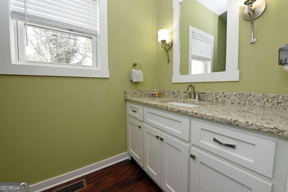 41 Hall Street Property Photo 44