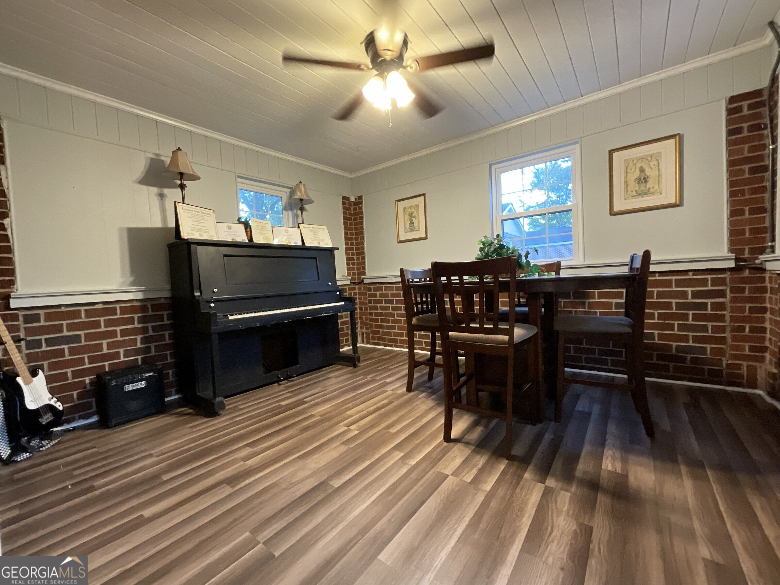 430 W Buford Road Property Photo 3