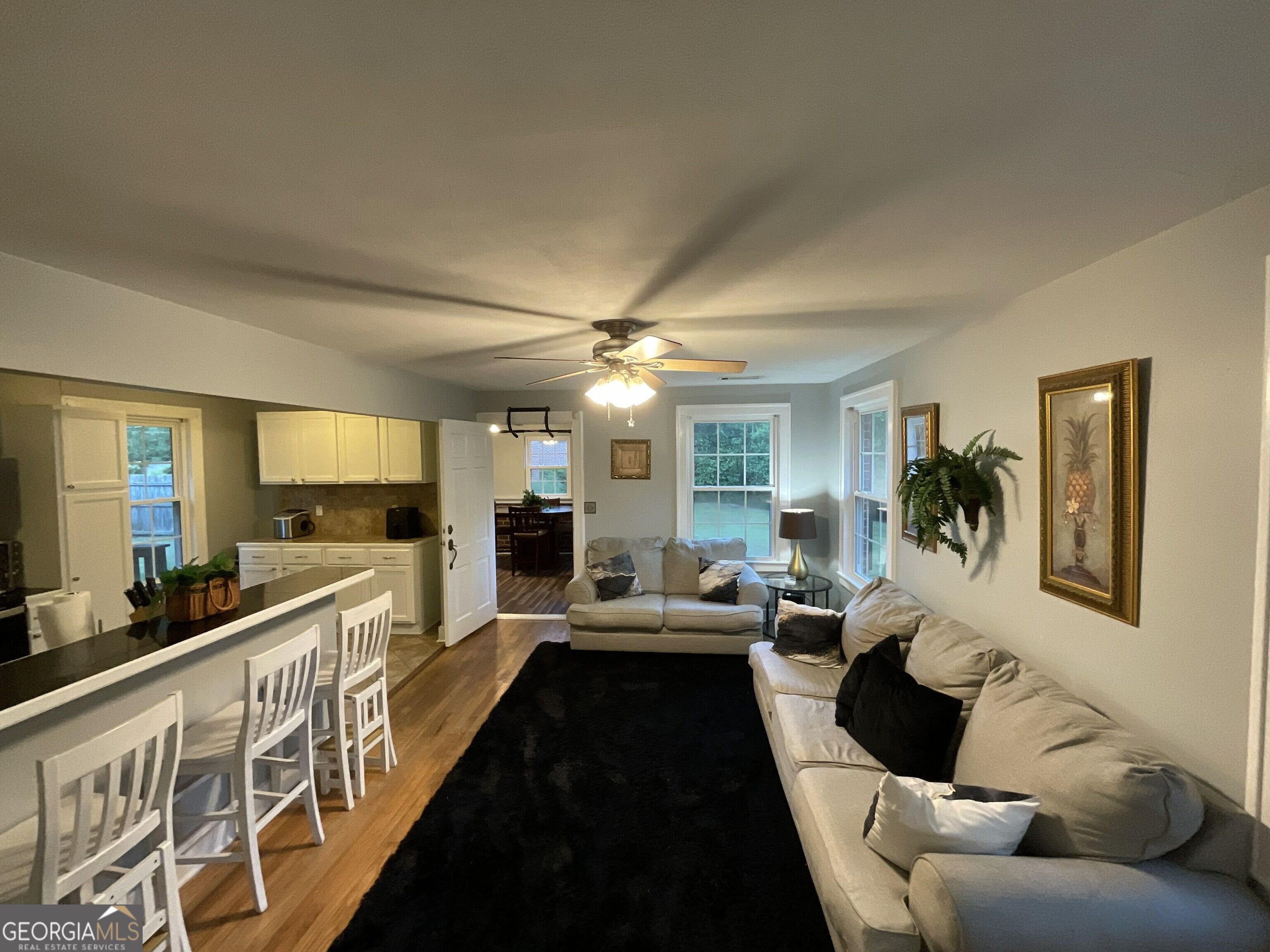 430 W Buford Road Property Photo 8