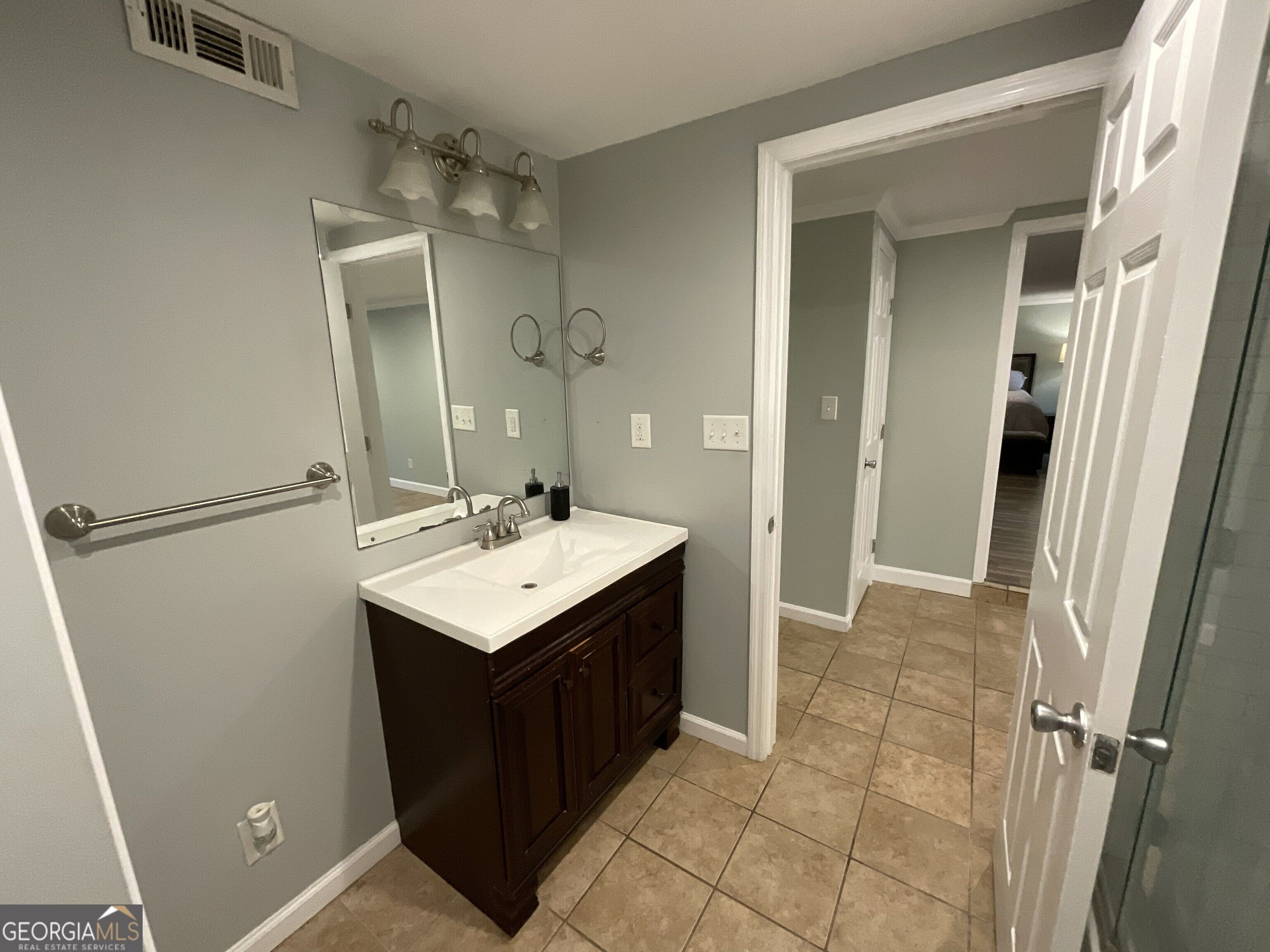 430 W Buford Road Property Photo 25