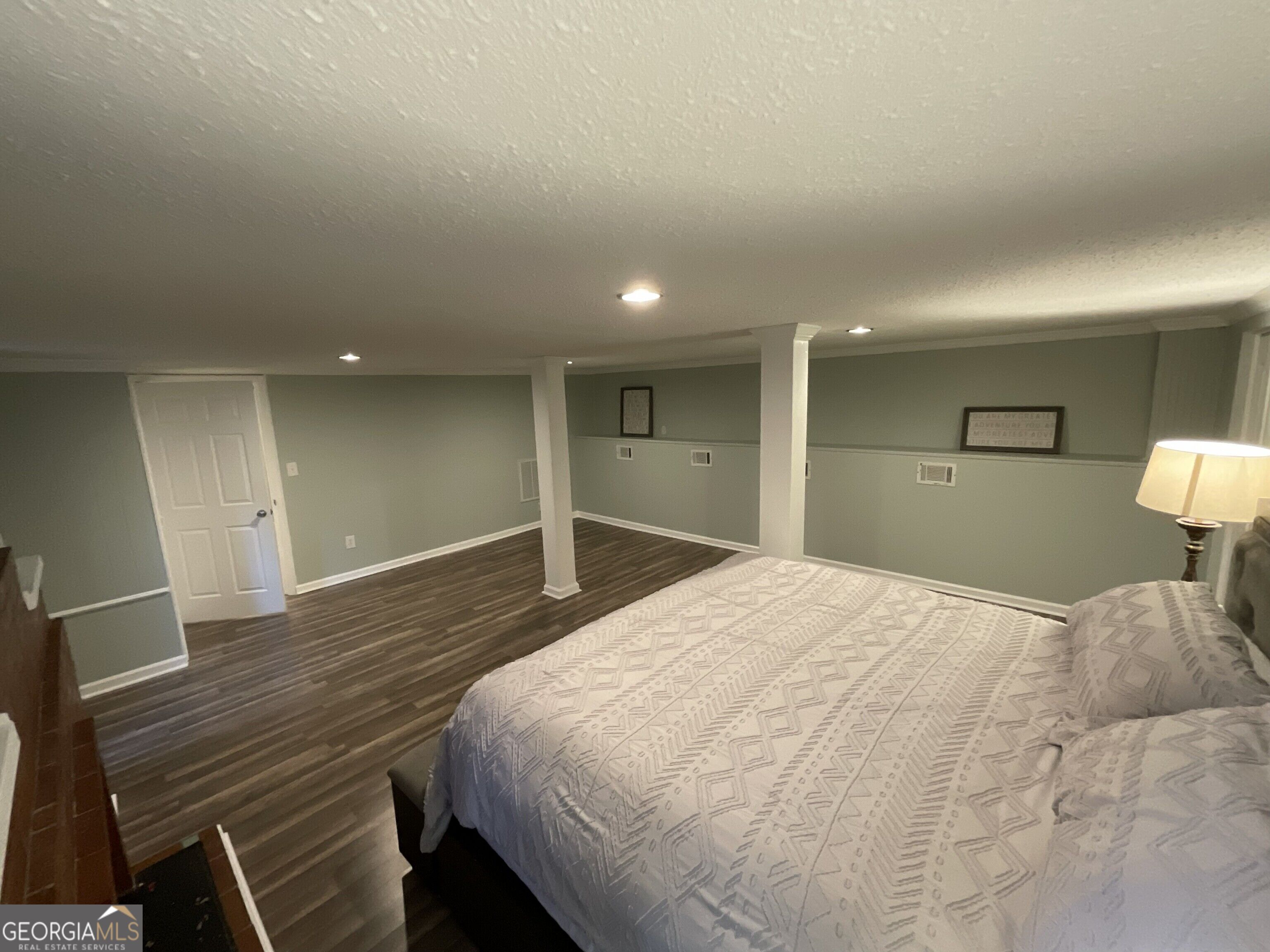 430 W Buford Road Property Photo 31