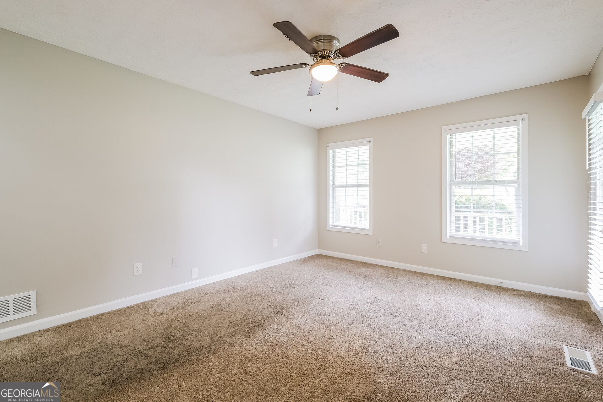 94 Cliff Court Property Photo 13