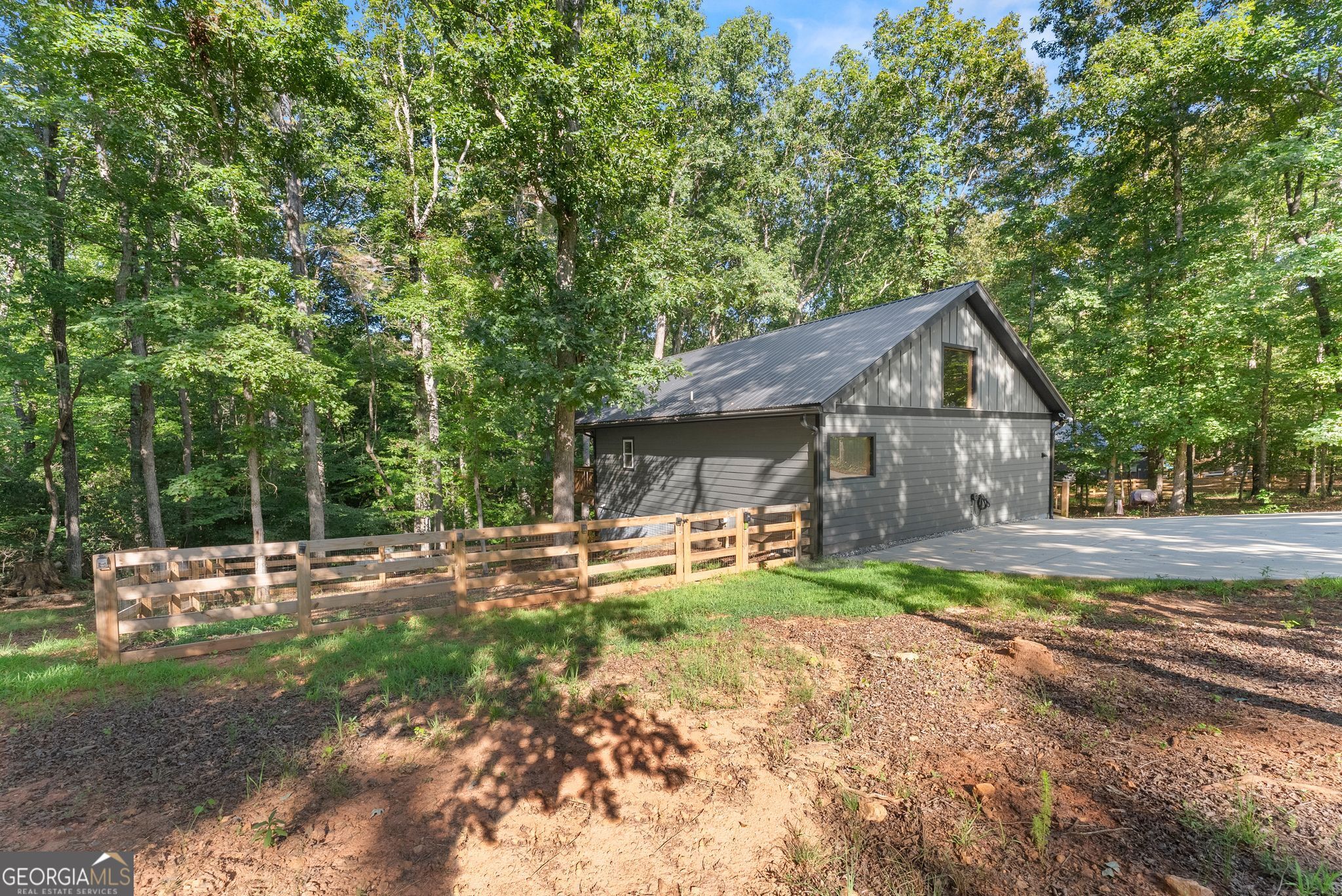 162 Hickory Ridge Drive Property Photo 1