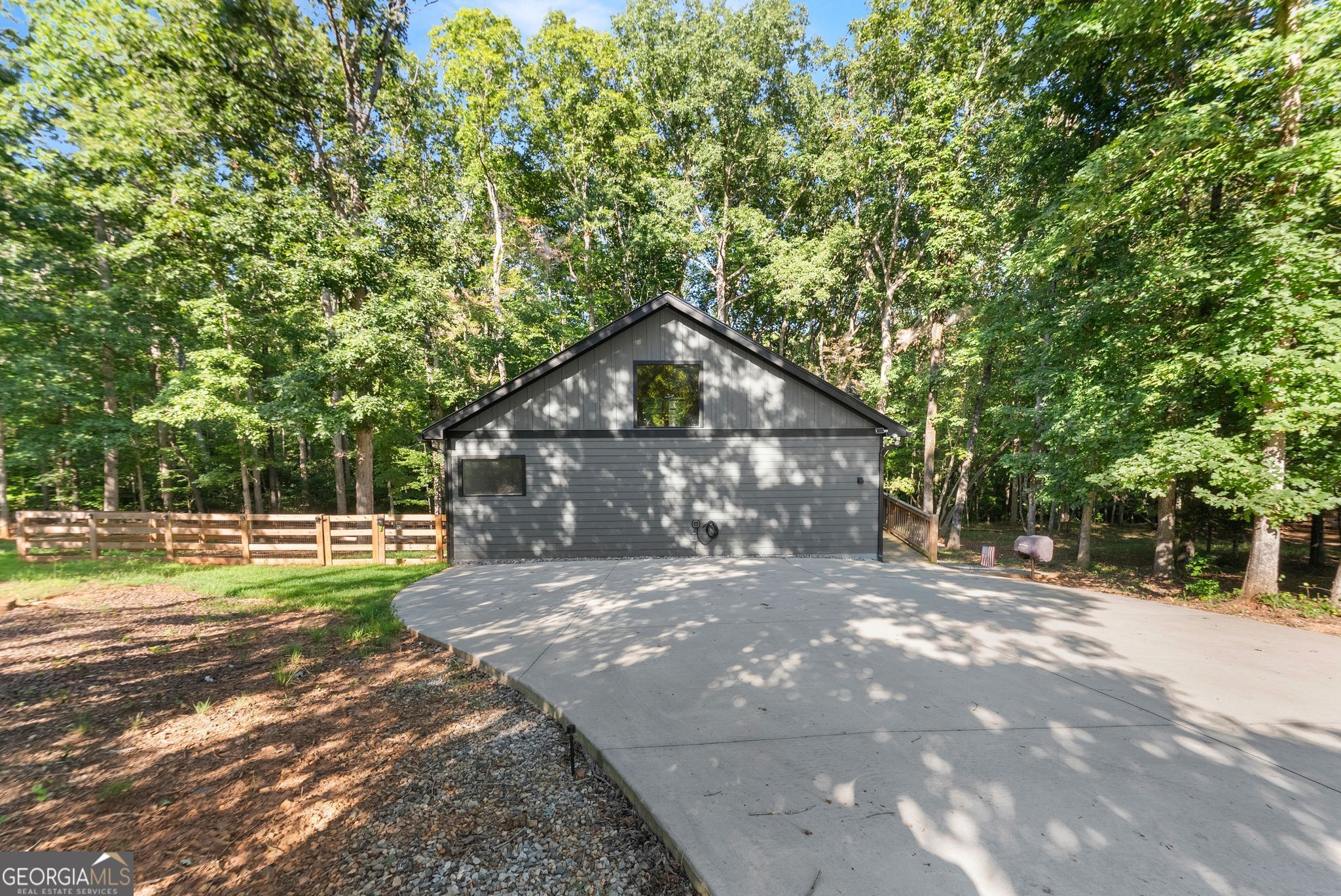 162 Hickory Ridge Drive Property Photo 6