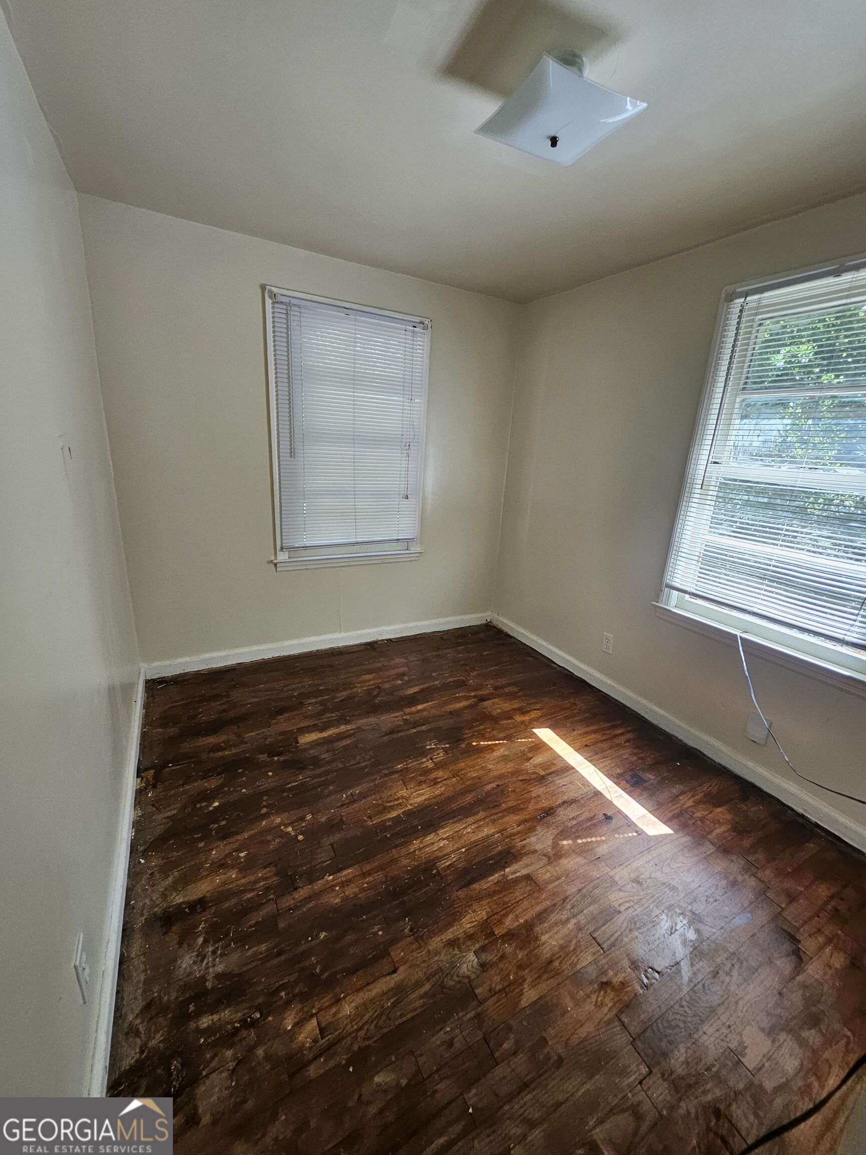 117 Lake Drive Property Photo 6