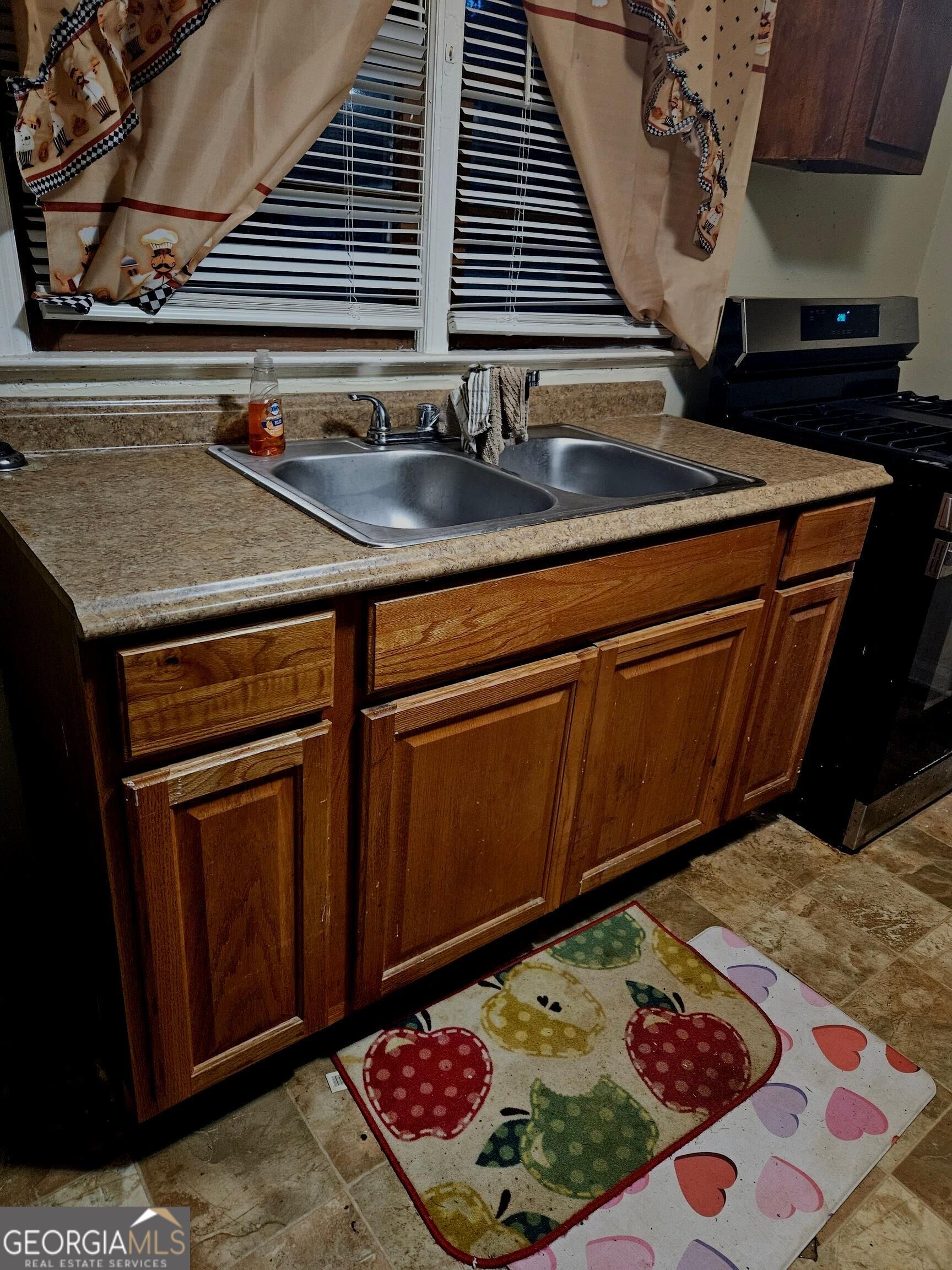 117 Lake Drive Property Photo 9