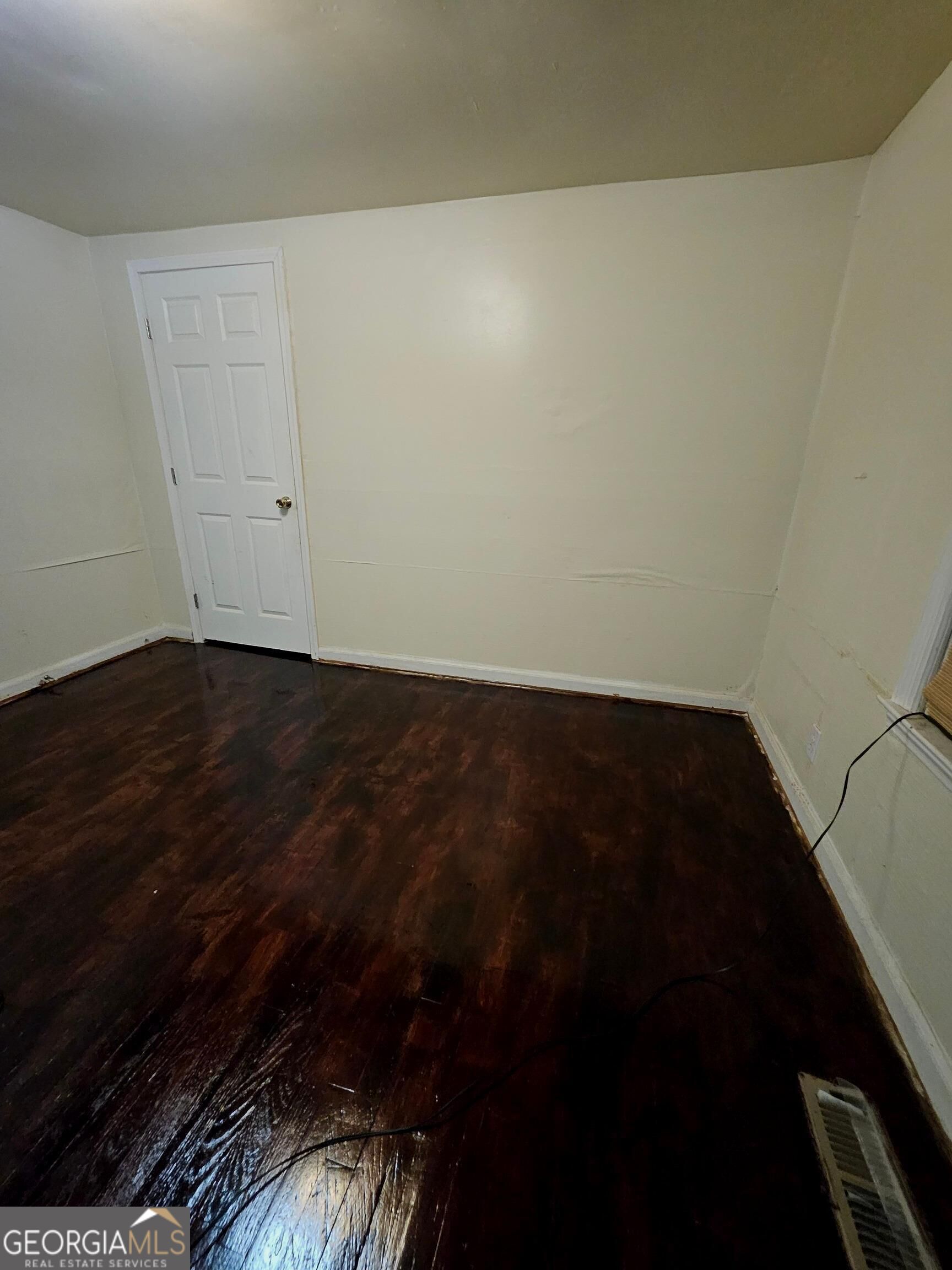 117 Lake Drive Property Photo 11