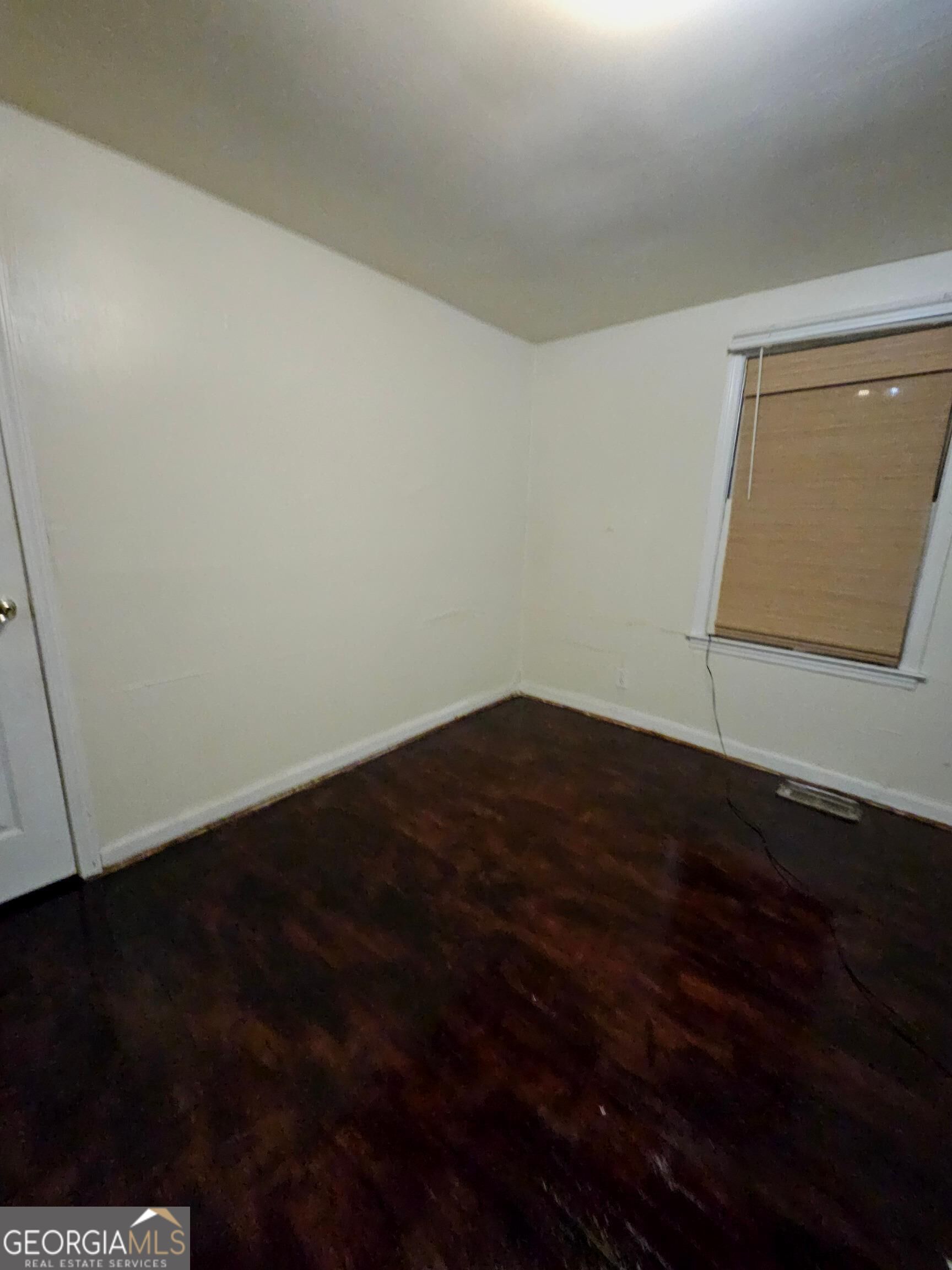 117 Lake Drive Property Photo 12