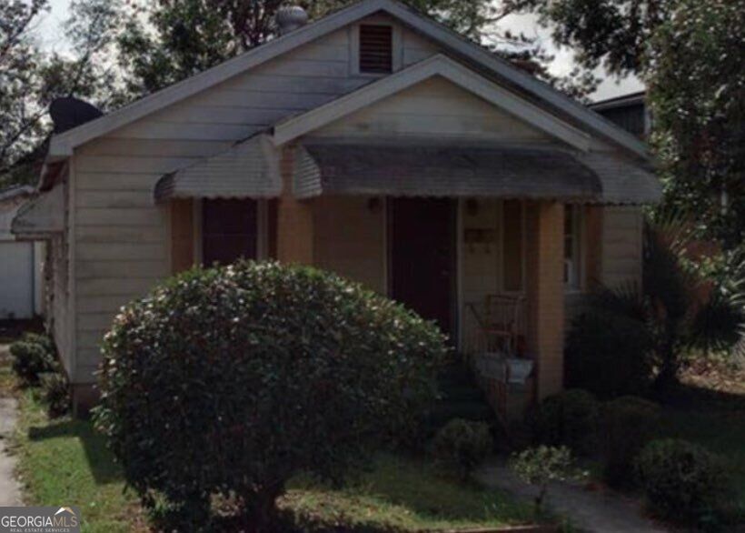 605 E 35th Street Property Photo 1