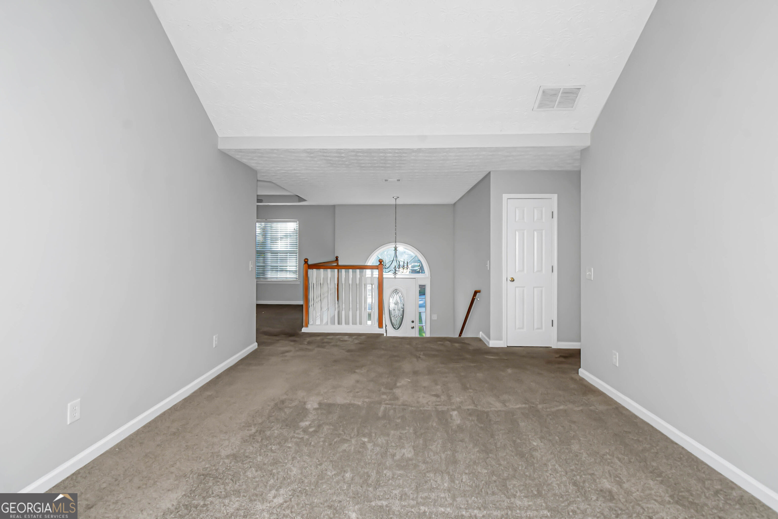 35 Almond Way Property Photo 3
