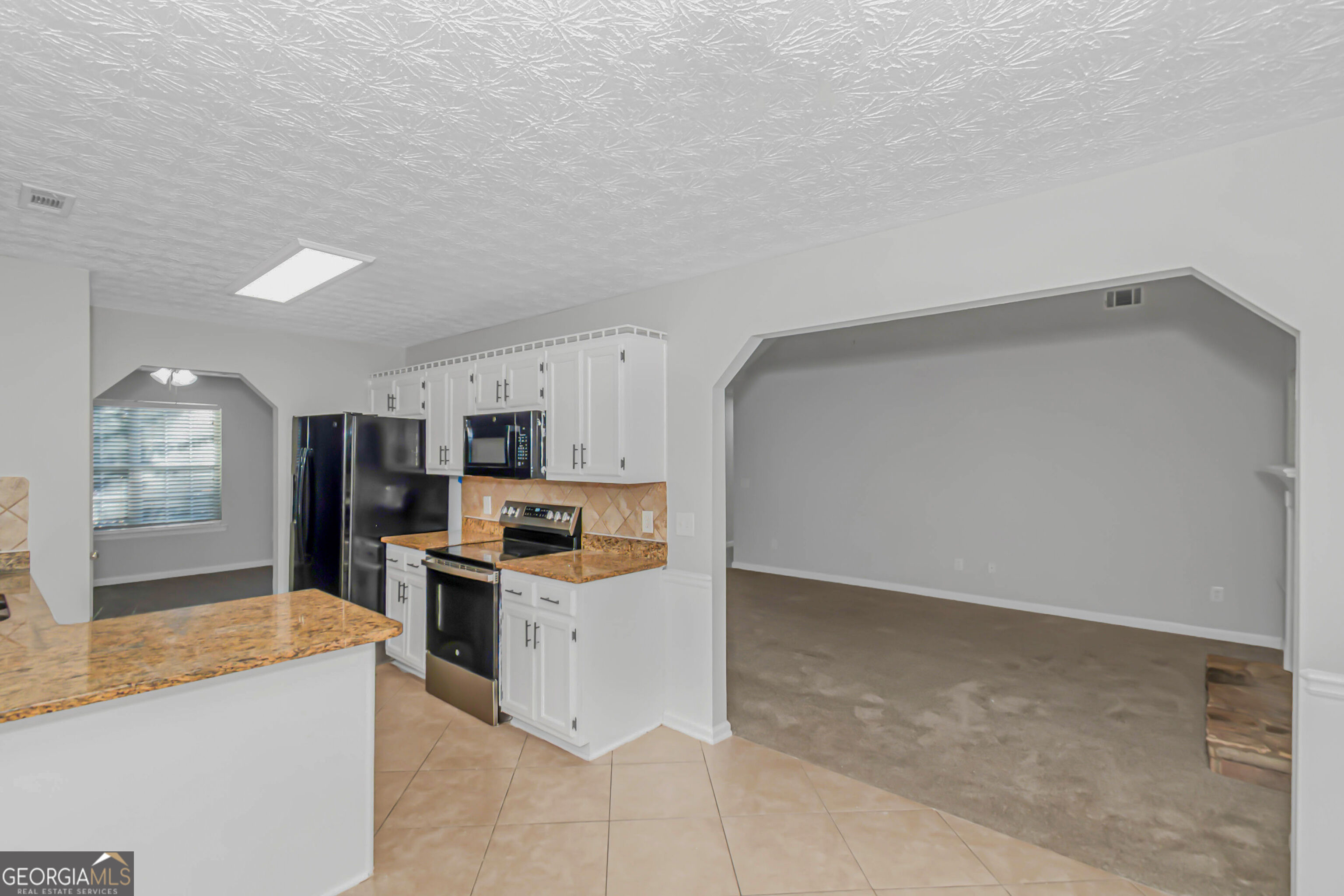 35 Almond Way Property Photo 11